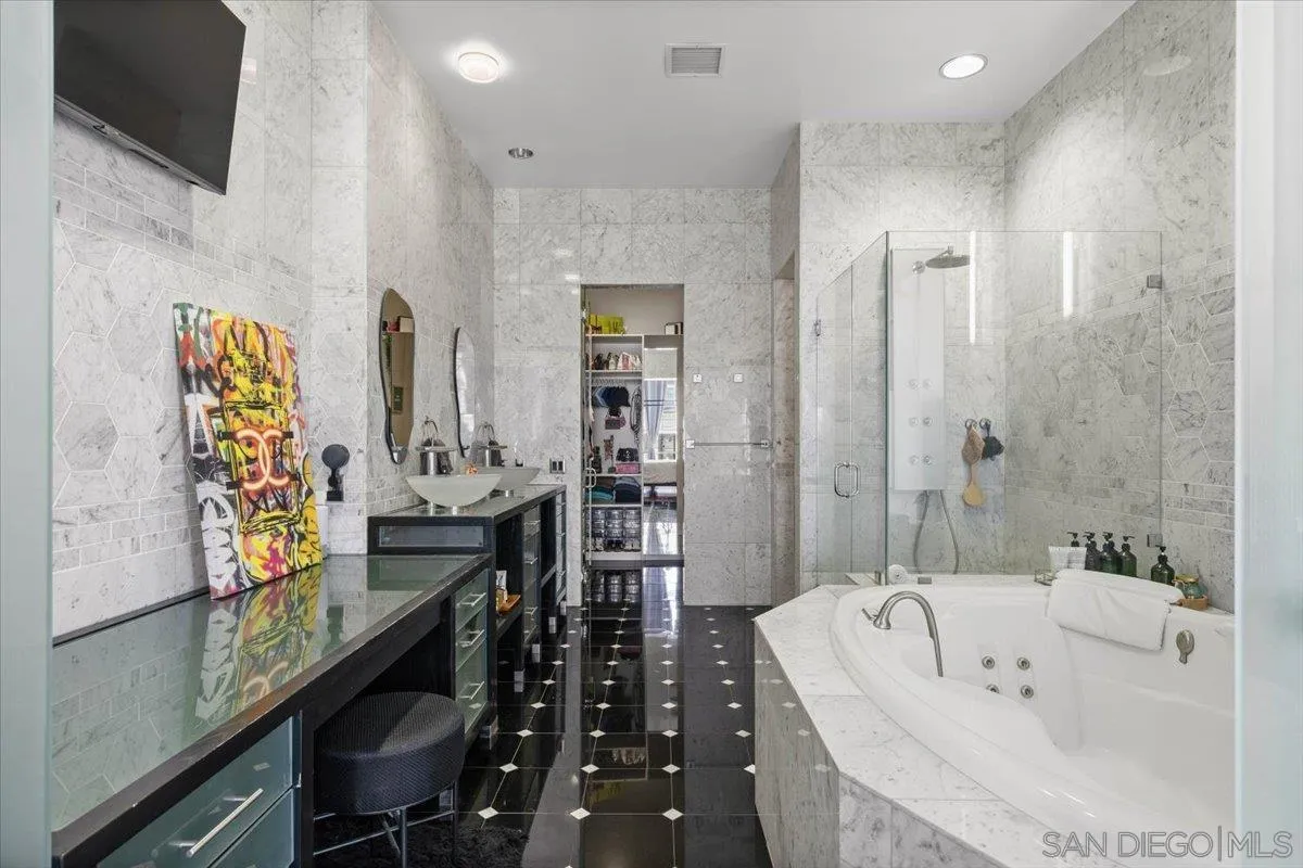 https://cdn.realtyfeed.com/cdn/127/260004292/4ed620341a7a1159ec608dbce31d9151.webp