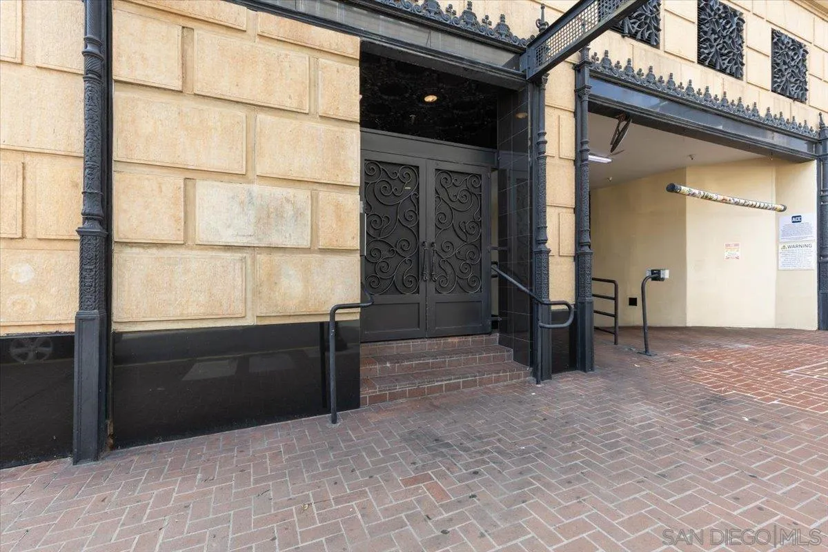 https://cdn.realtyfeed.com/cdn/127/260004292/50ff17635ae5dda0f79ba243a7e05d3b.webp