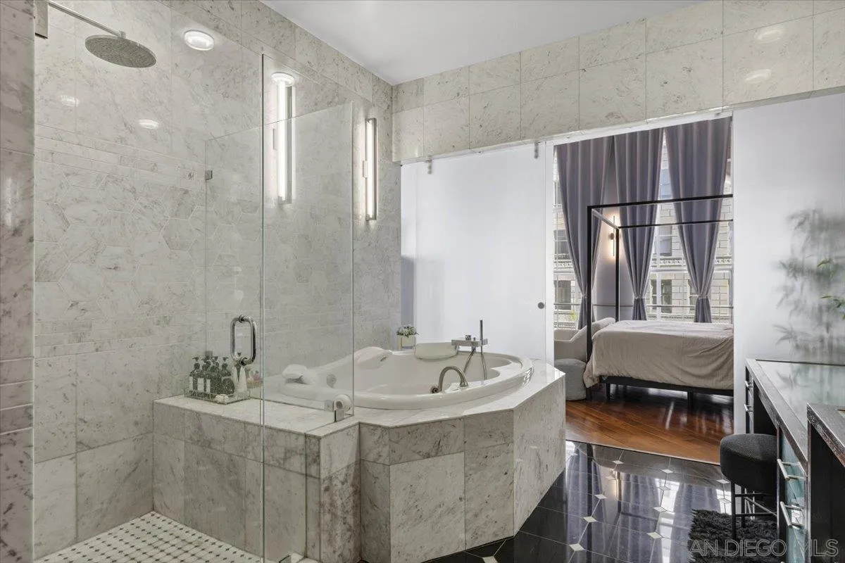 https://cdn.realtyfeed.com/cdn/127/260004292/c639dcabe411248387bfc62d85beb6d1.webp