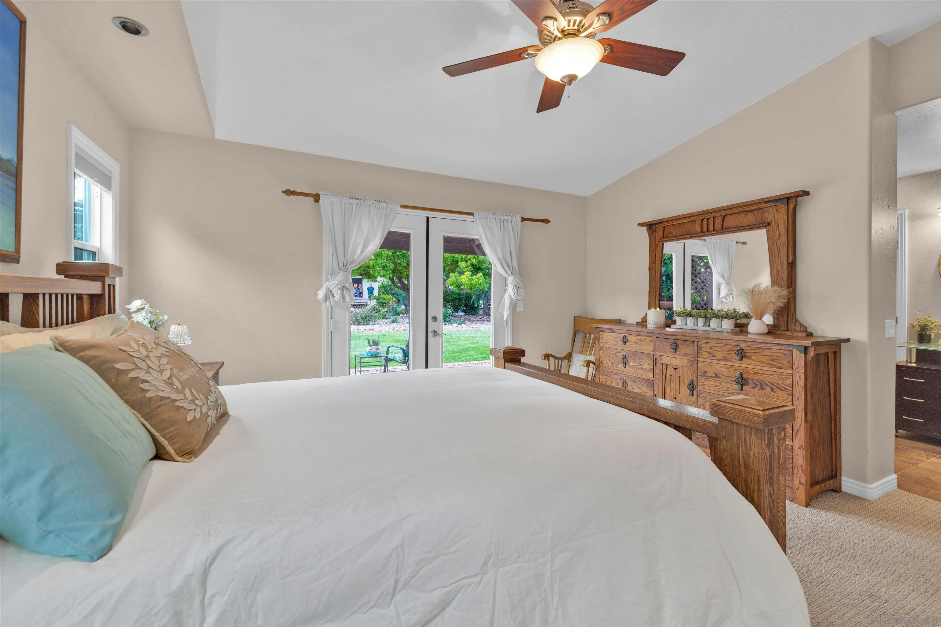 https://cdn.realtyfeed.com/cdn/127/260004299/03a1840fd300cefee0c4238e4d9dd0d1.webp