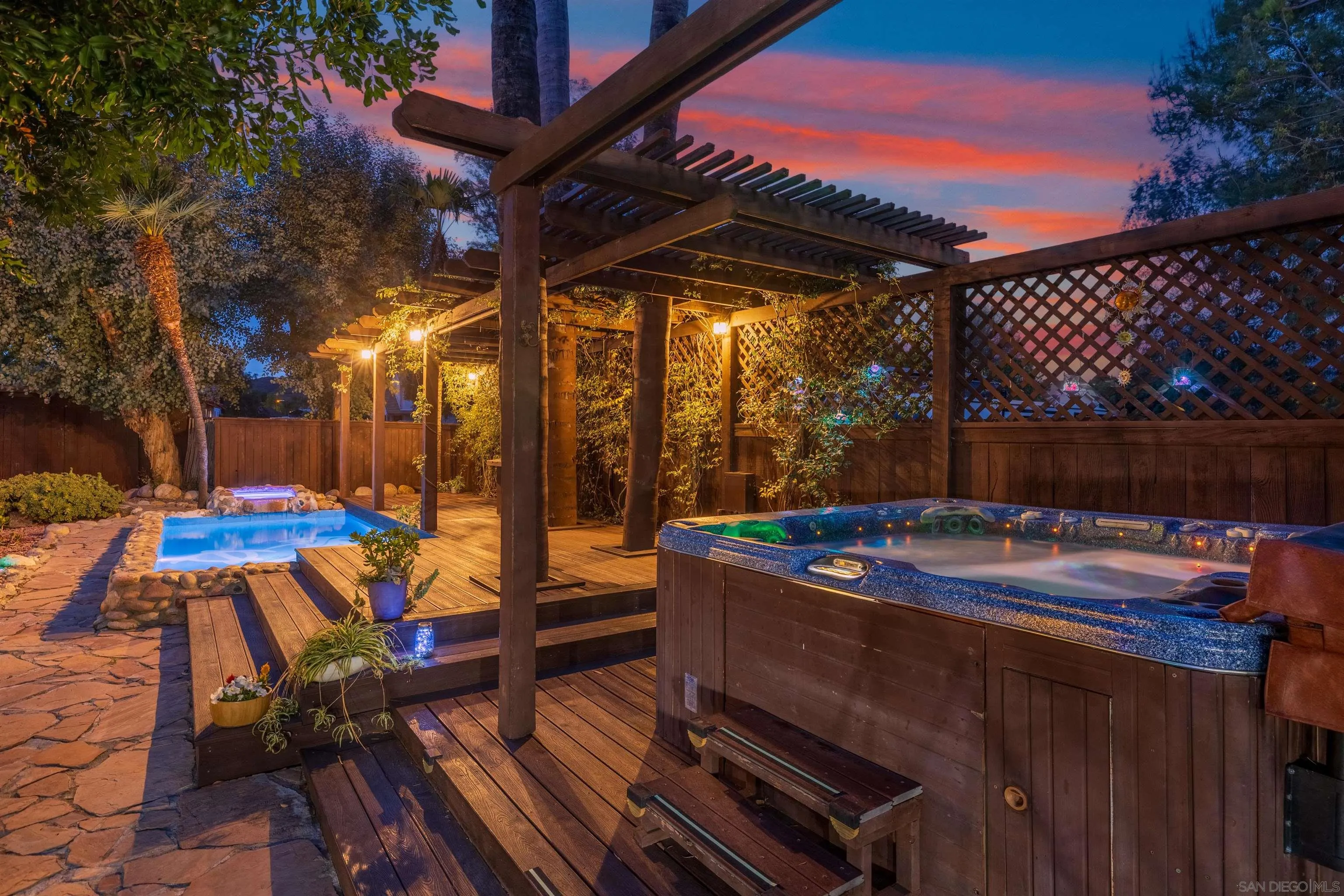 https://cdn.realtyfeed.com/cdn/127/260004299/5f22ff7b01e79399d339c56ff82cad1b.webp