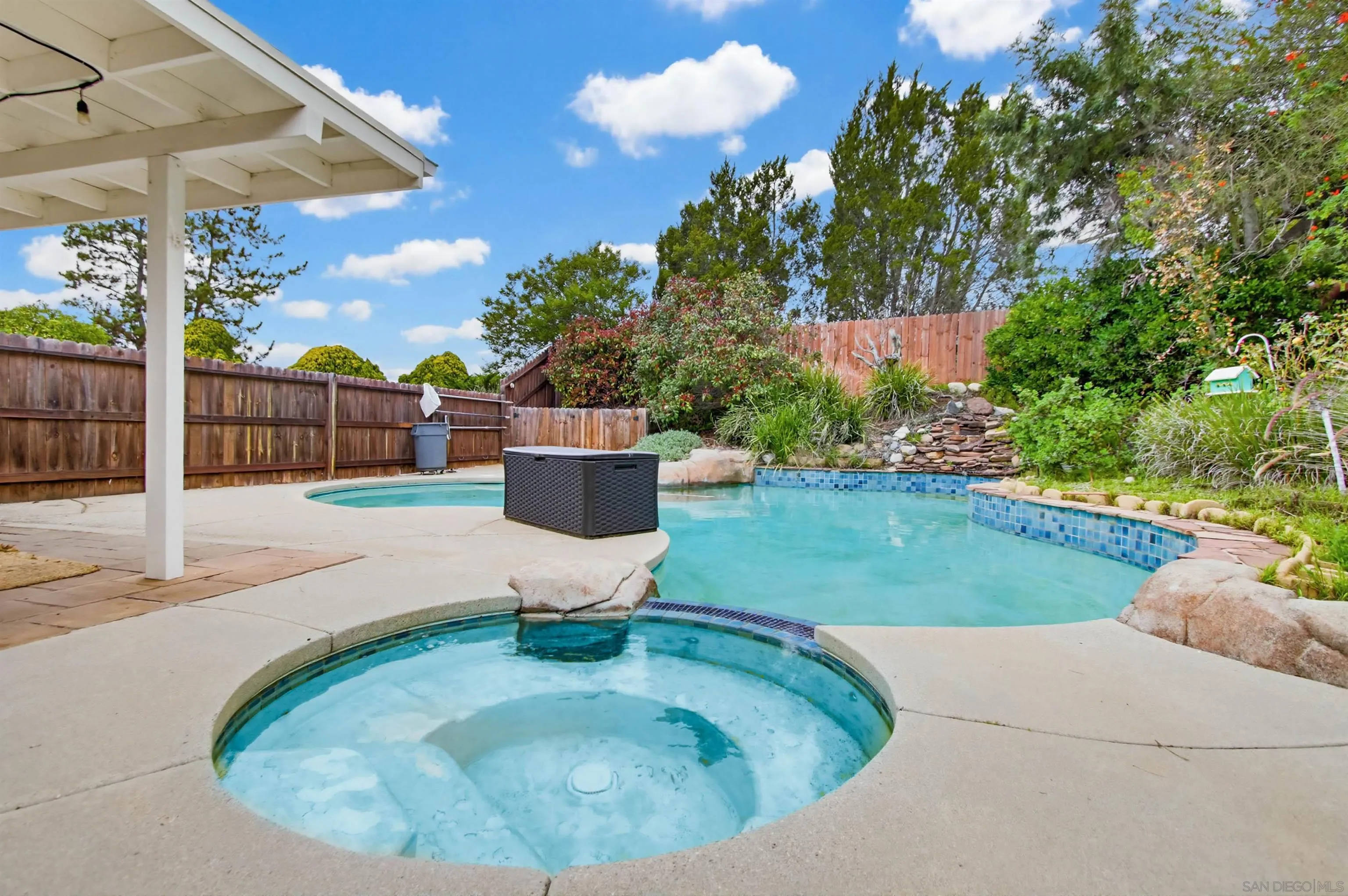 https://cdn.realtyfeed.com/cdn/127/2600043/47f5009a57ca9d24288f9cbcb068b0d5.webp