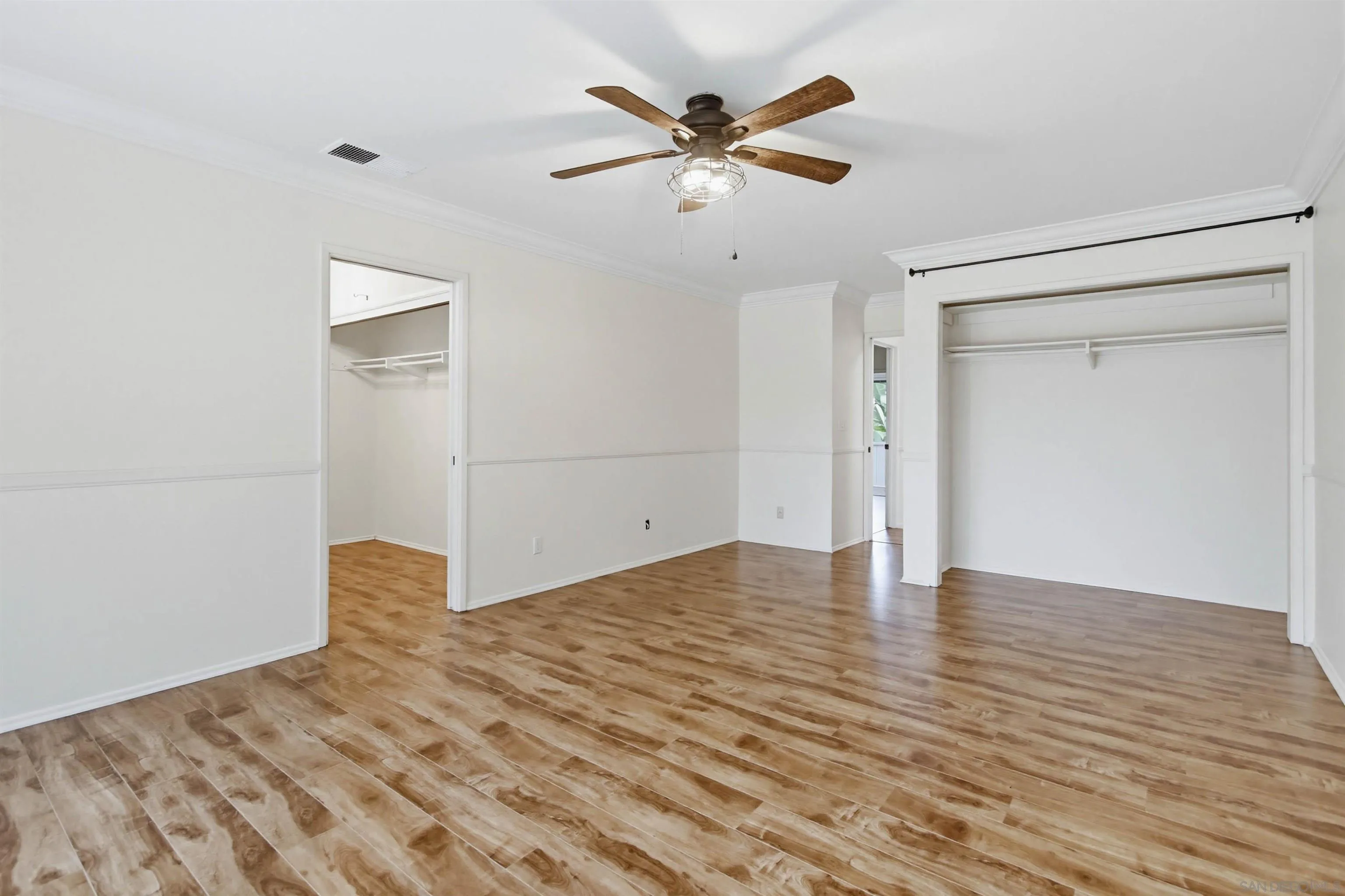 https://cdn.realtyfeed.com/cdn/127/2600043/f377324741b8216791e1fc2756e0e57a.webp