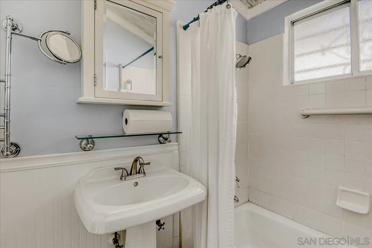 https://cdn.realtyfeed.com/cdn/127/260004301/063345e74179ff7d9c5d9e3169737bcc.webp
