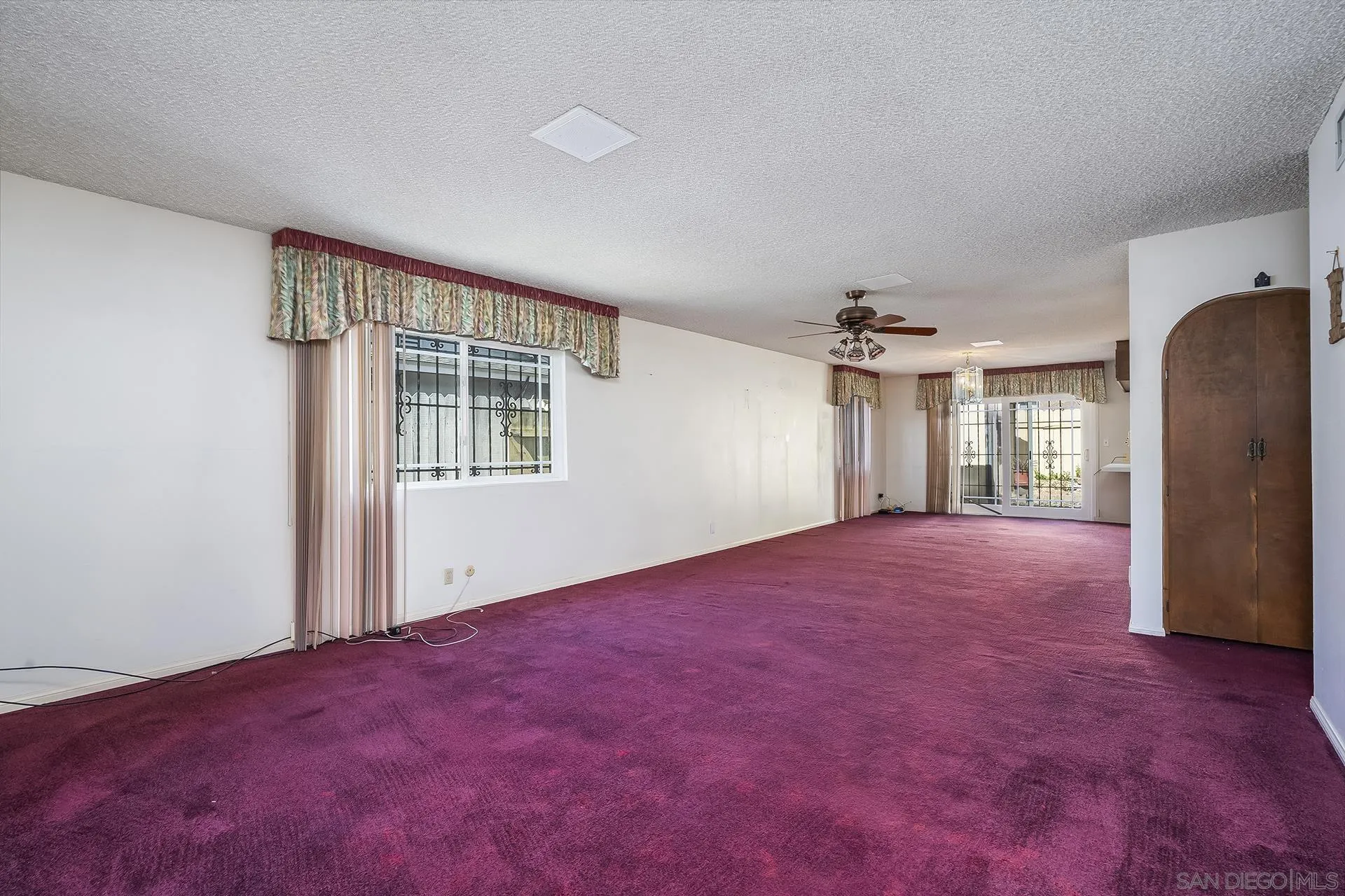 https://cdn.realtyfeed.com/cdn/127/260004309/0cf723055af77a3fe0343dd2443d99aa.webp