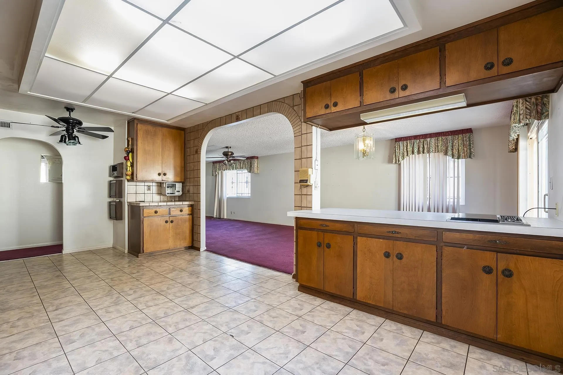 https://cdn.realtyfeed.com/cdn/127/260004309/94f4c5599f50aff5f3f892c3331eb981.webp