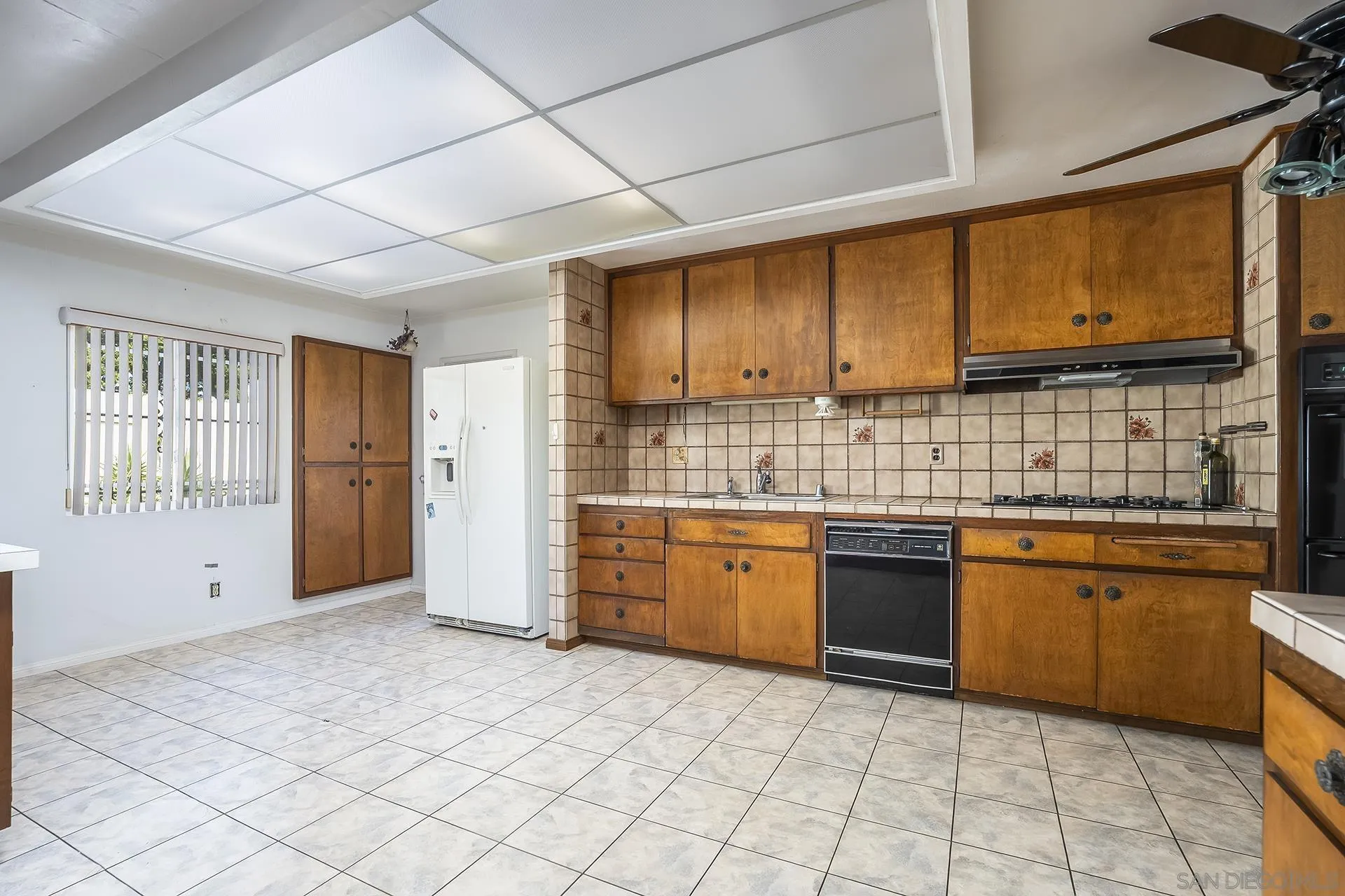 https://cdn.realtyfeed.com/cdn/127/260004309/b522dccaa502208e150c2777bb5d8164.webp