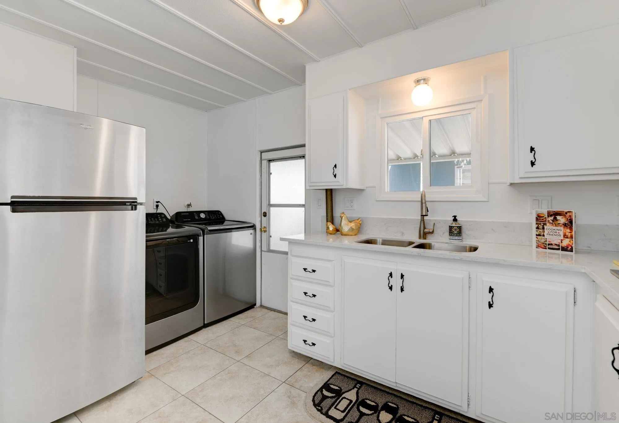 https://cdn.realtyfeed.com/cdn/127/260004314/6ea801a1ecdd1f3abe11c1d31ee3950f.webp