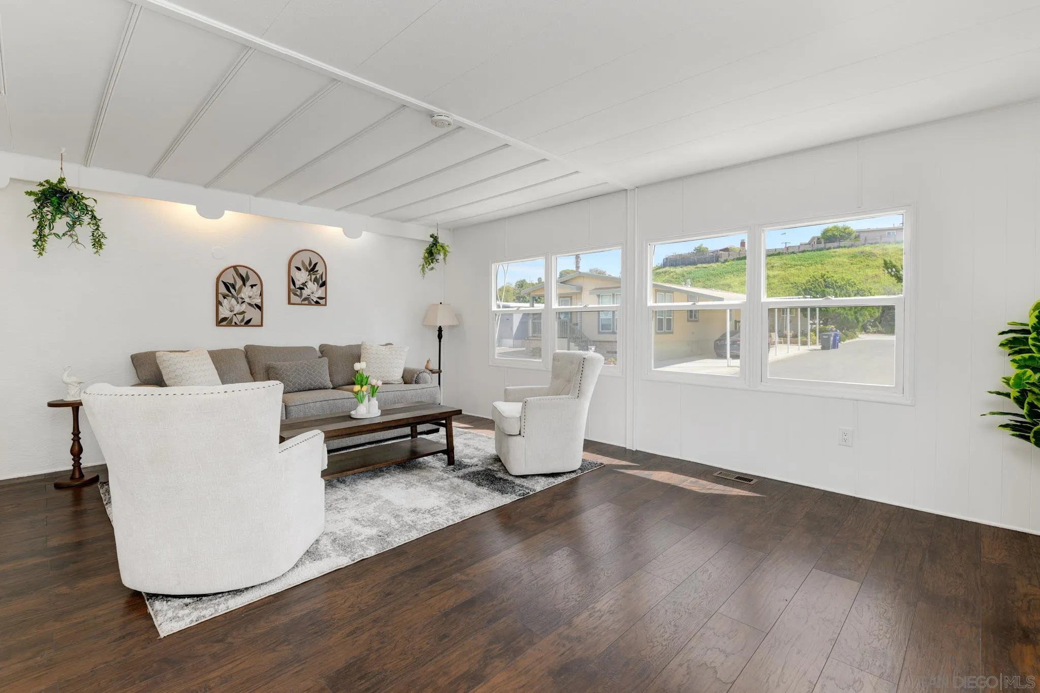 https://cdn.realtyfeed.com/cdn/127/260004314/7a44819b5b01d91bc31f3852bc20ebd7.webp
