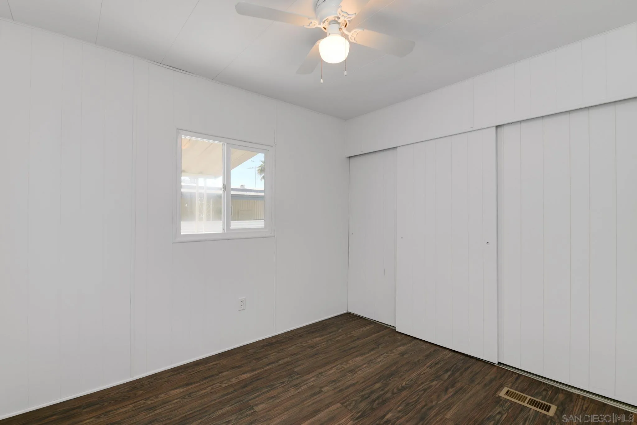 https://cdn.realtyfeed.com/cdn/127/260004314/88eed028609ad607d0db6e8890f22259.webp