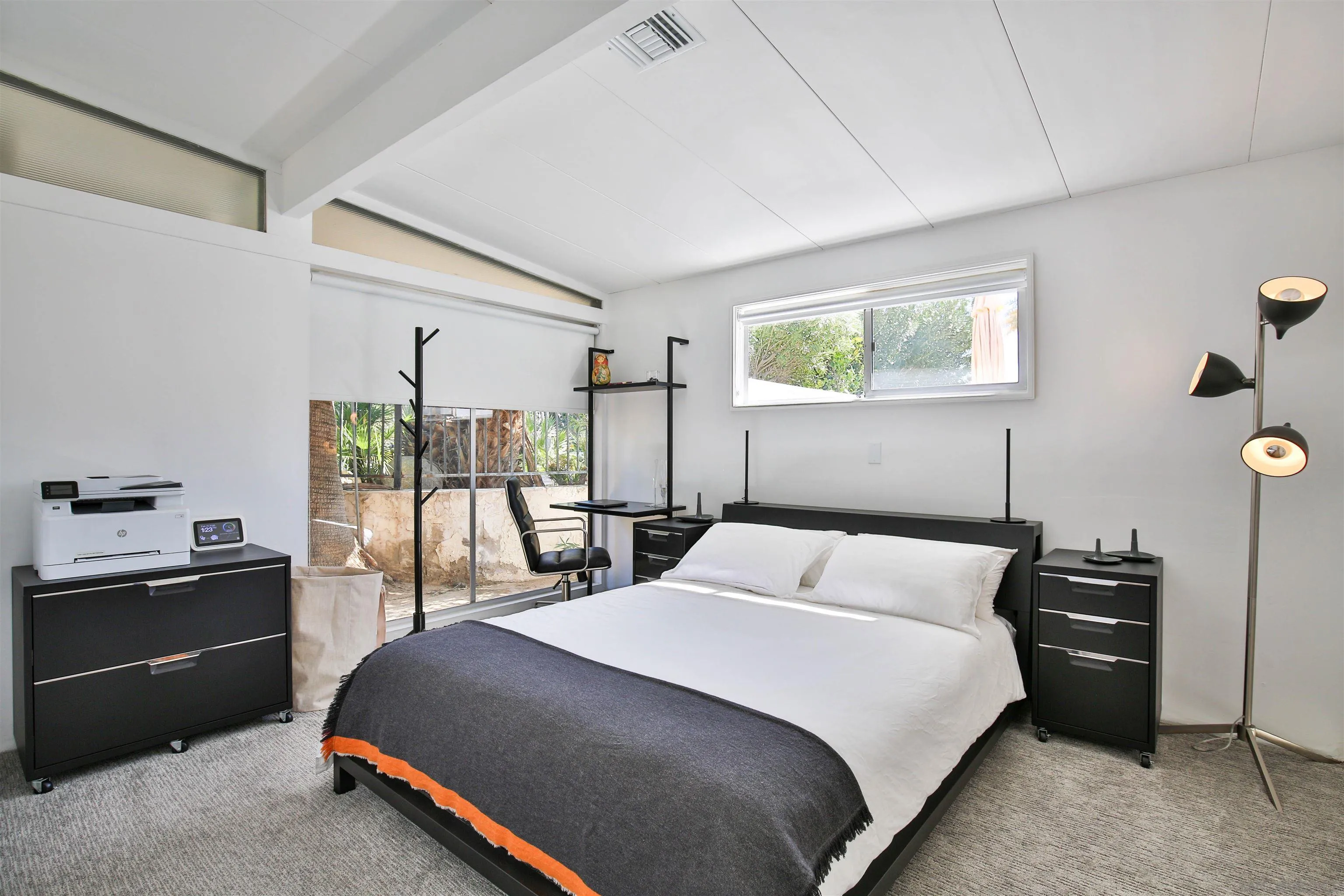 https://cdn.realtyfeed.com/cdn/127/260004315/73fb0f6d579ab3168557b9229b49bbe2.webp
