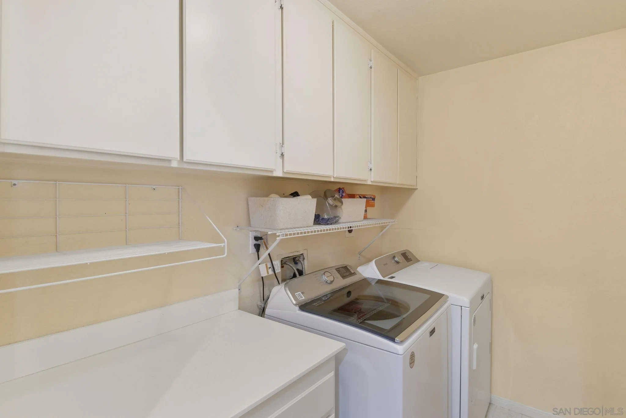 https://cdn.realtyfeed.com/cdn/127/260004318/04d002f893646acca530d621d627e678.webp