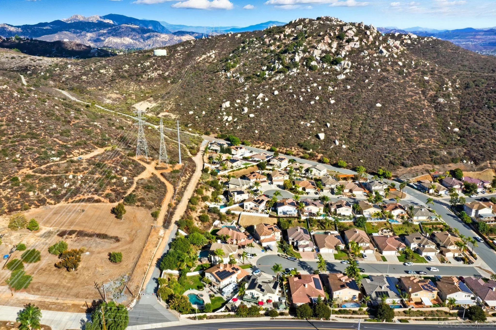 https://cdn.realtyfeed.com/cdn/127/260004318/1db6a6043d466f0fbf59e18ae25ec106.webp