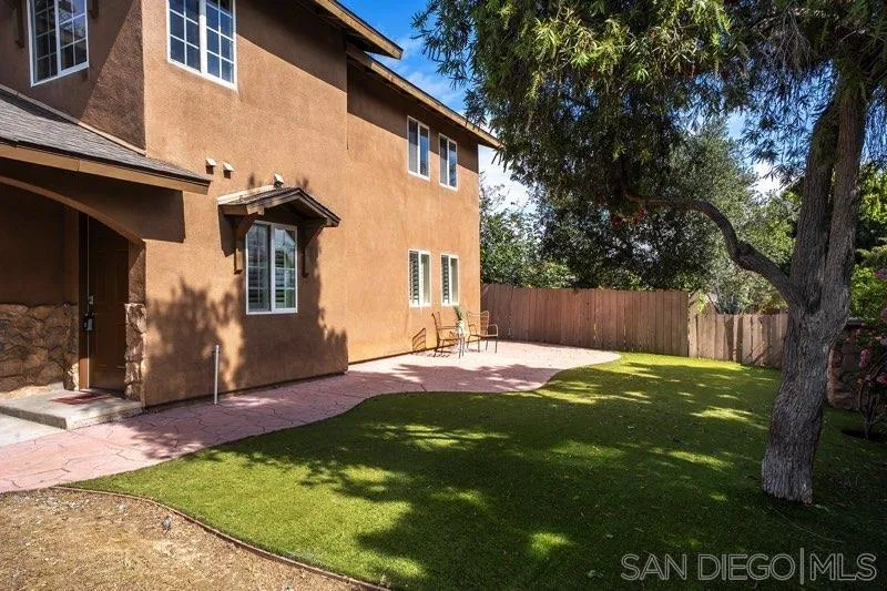 https://cdn.realtyfeed.com/cdn/127/260004320/8176c041ee7d98778bf8db36f80e5799.webp