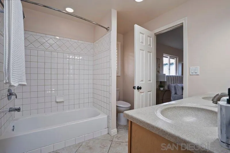 https://cdn.realtyfeed.com/cdn/127/260004320/8e673ca84daa9189b124eb64cf153631.webp