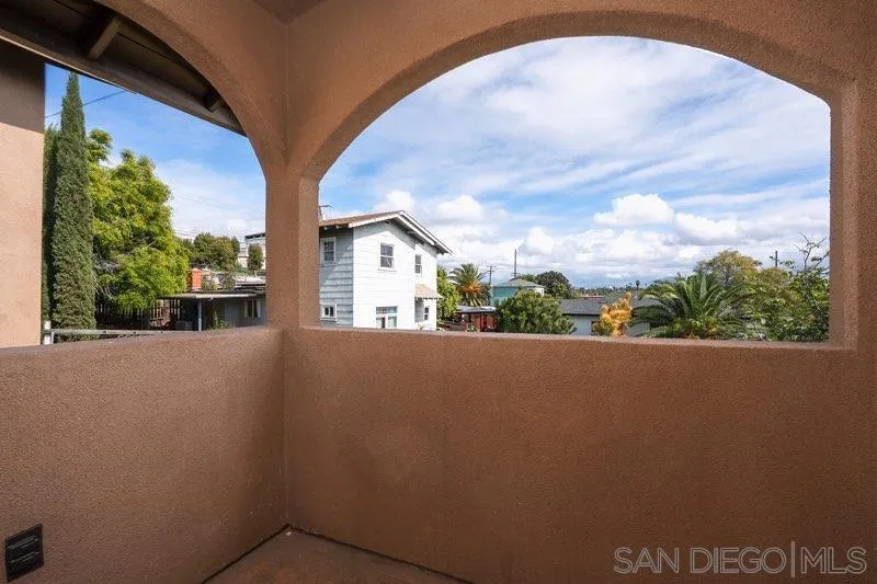 https://cdn.realtyfeed.com/cdn/127/260004320/e057e5479a2c85c6ac300de98f3fab6b.webp