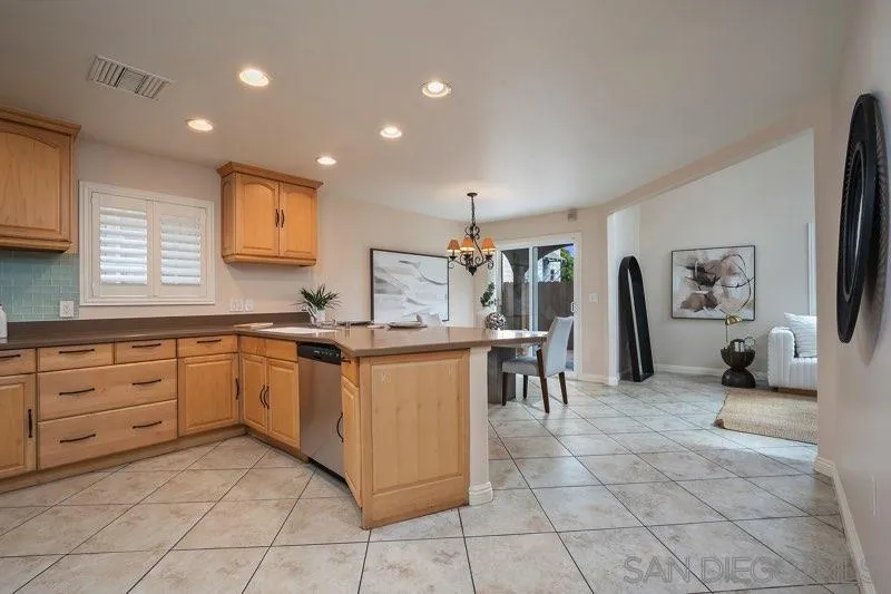 https://cdn.realtyfeed.com/cdn/127/260004320/f0e20c4fcde4fcadafba0fc558ed248c.webp