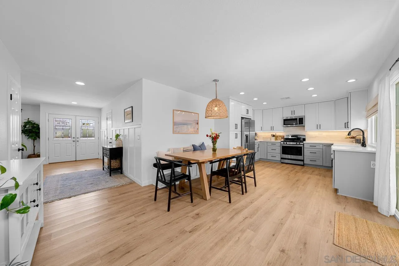 https://cdn.realtyfeed.com/cdn/127/260004329/466e91df9d4210a357928c2b6ab8486a.webp
