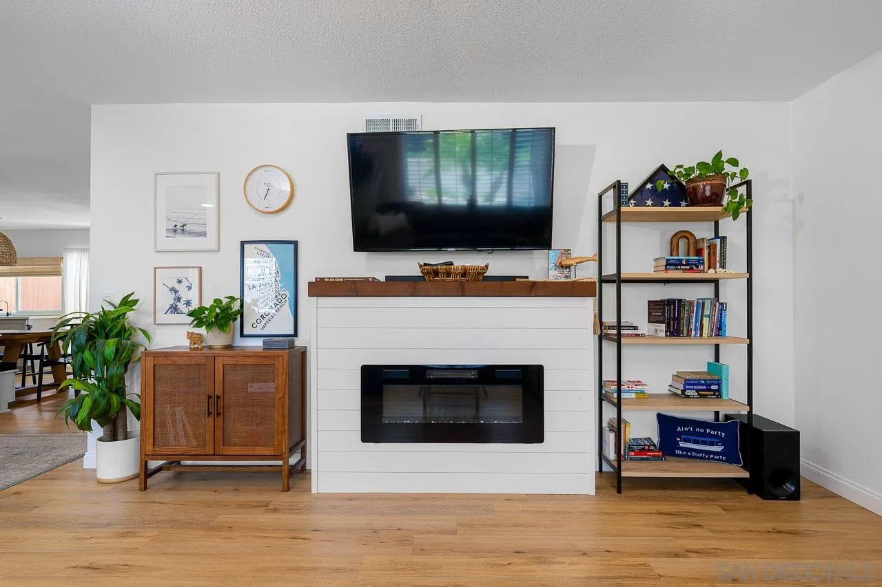https://cdn.realtyfeed.com/cdn/127/260004329/84fb5be851d0d3a4c8639ba949163b33.webp