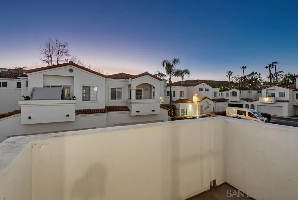 https://cdn.realtyfeed.com/cdn/127/260004330/490889f3f6b44c297a3f3518251c9b42.webp