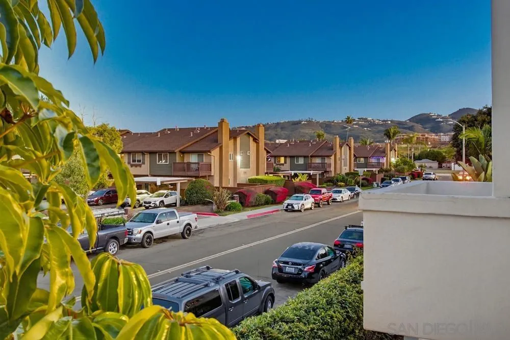 https://cdn.realtyfeed.com/cdn/127/260004330/a73391ee81b4122854e474950a0e4a14.webp