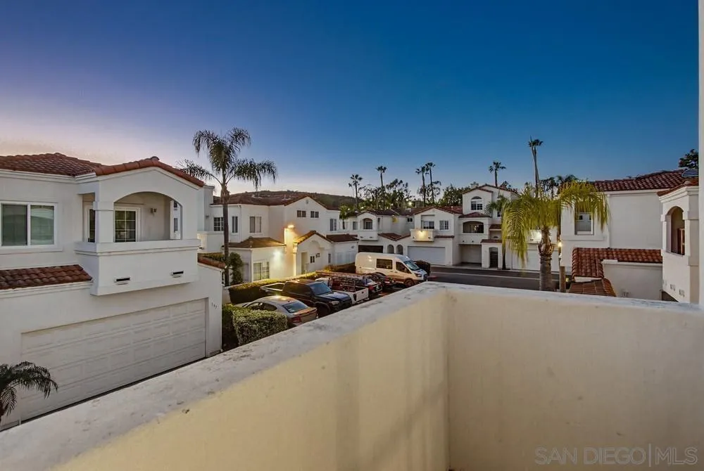 https://cdn.realtyfeed.com/cdn/127/260004330/f0673f26f8e1b8e5a69489a49db17b94.webp