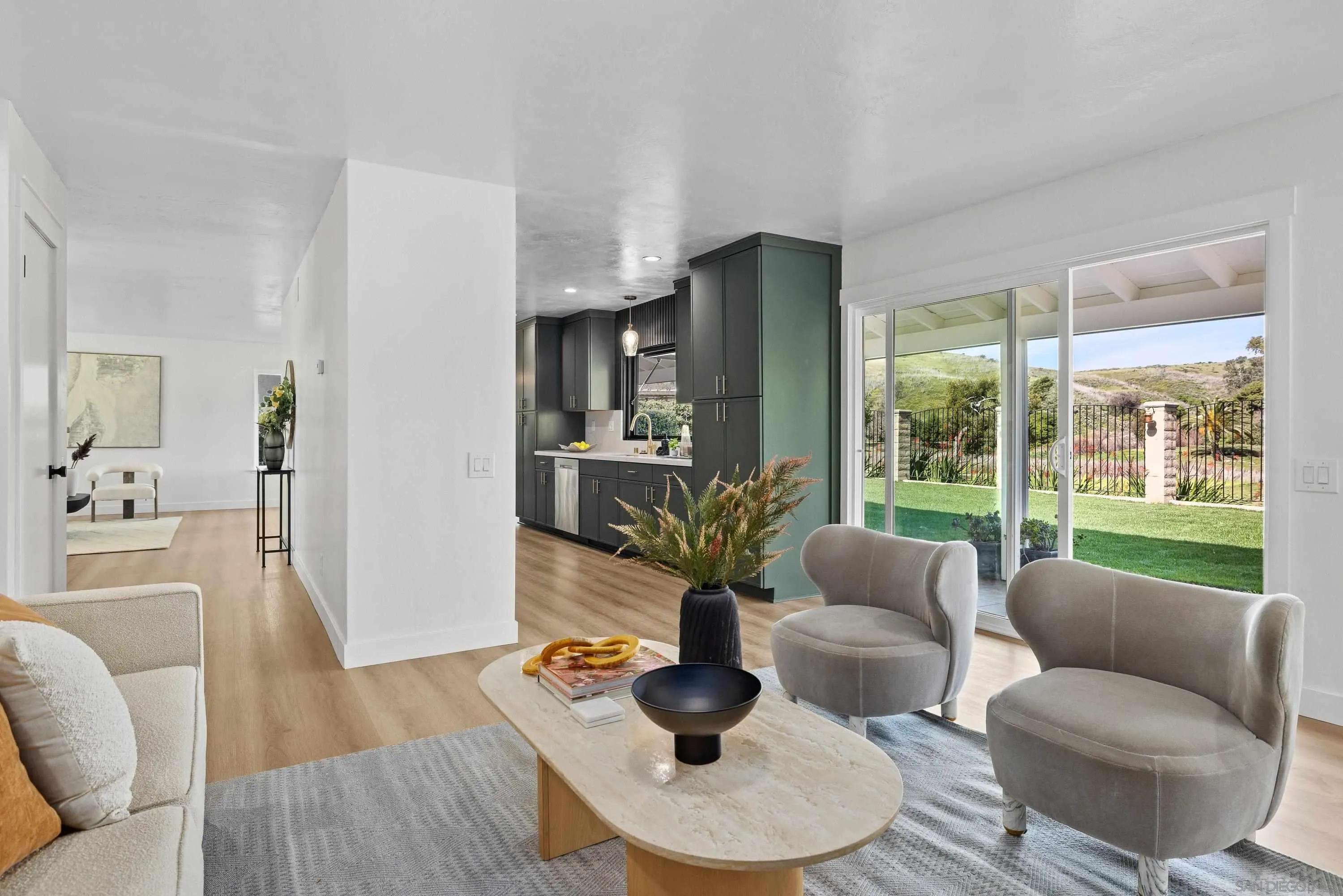 https://cdn.realtyfeed.com/cdn/127/260004332/038f63a96830f4268a0fde15f801359f.webp