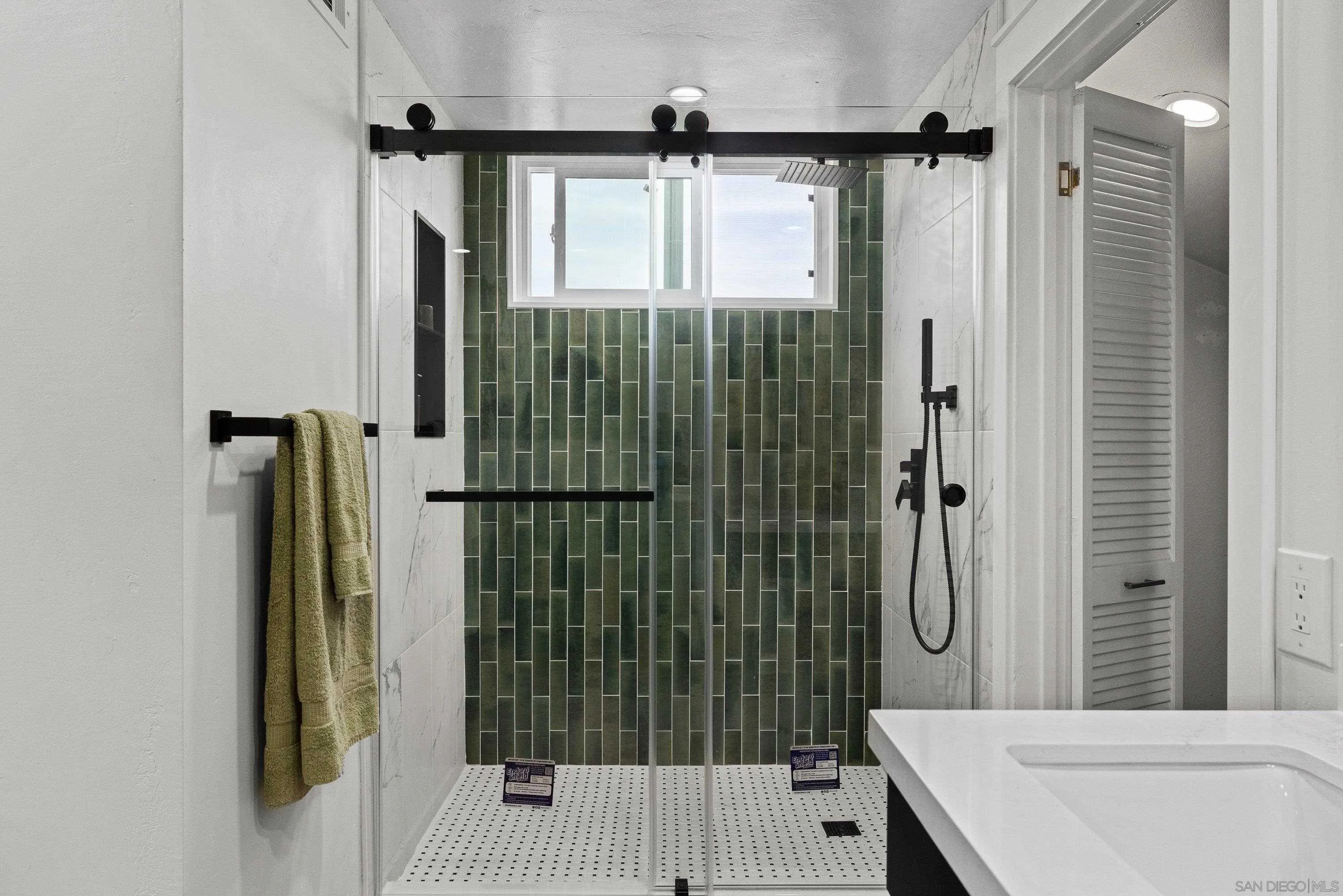 https://cdn.realtyfeed.com/cdn/127/260004332/e34647317433ee2242b8c47688d17ce7.webp