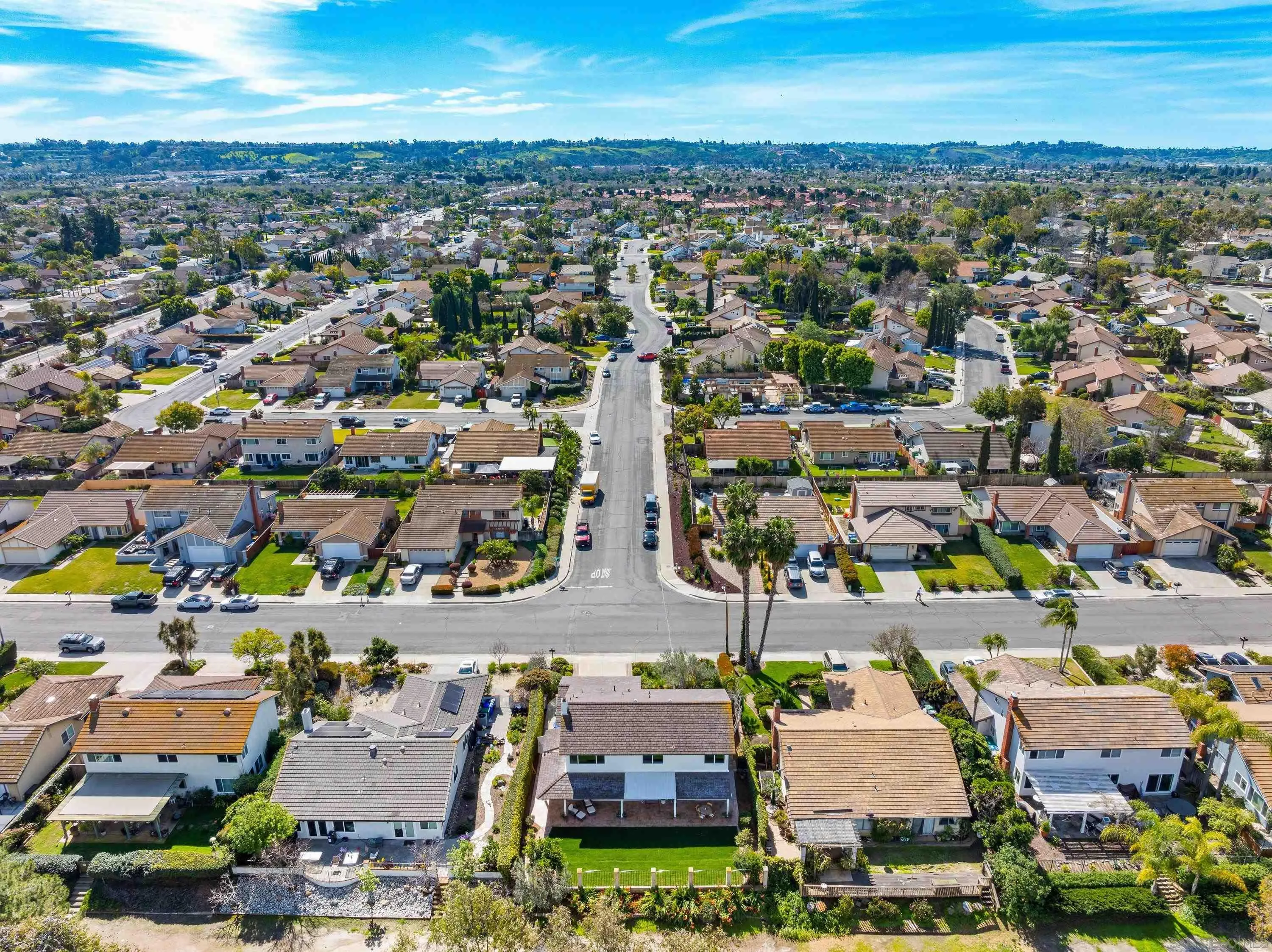 https://cdn.realtyfeed.com/cdn/127/260004332/fb4d7170b42af2a57021fdec97f570a6.webp