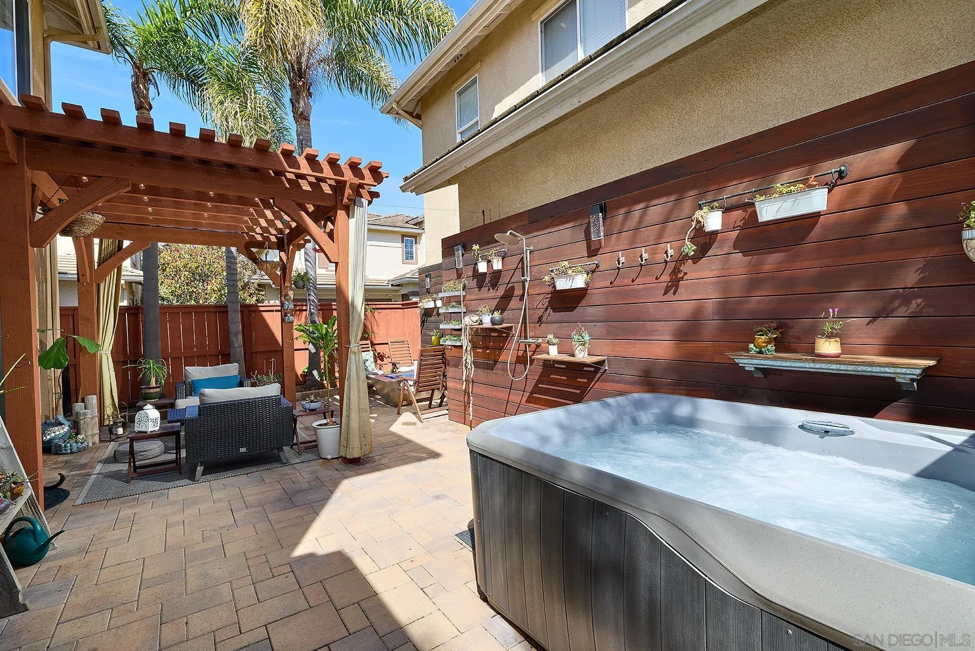 https://cdn.realtyfeed.com/cdn/127/260004335/d9b36bf7d8fcf3c411d7592b81b06025.webp