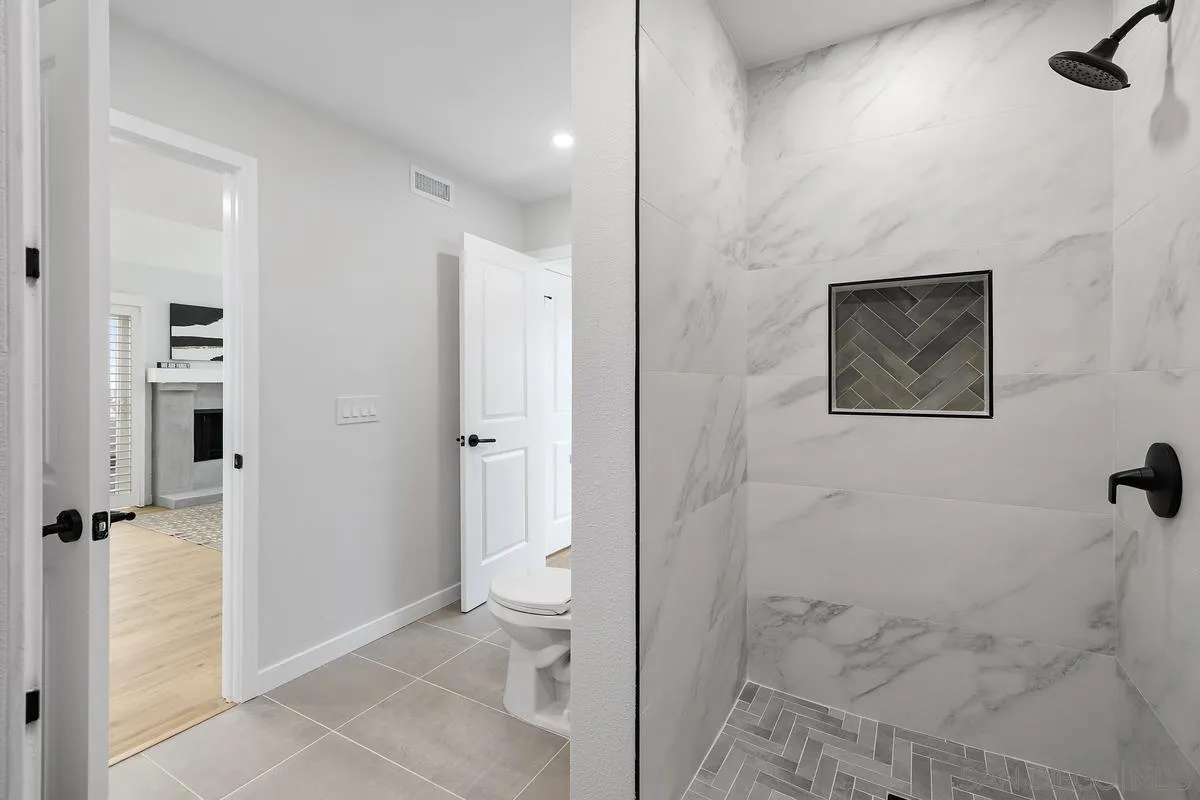https://cdn.realtyfeed.com/cdn/127/260004337/4049ce3d591153aebb384941005ee831.webp