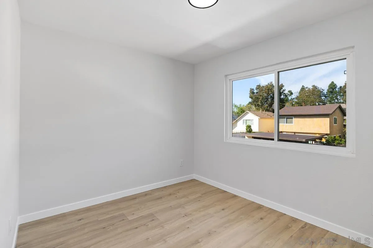 https://cdn.realtyfeed.com/cdn/127/260004337/8f1af7cd467de49d6ab4f446b8c9ab3d.webp