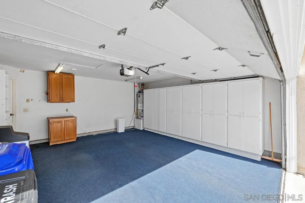 https://cdn.realtyfeed.com/cdn/127/260004346/2130e229b5effa58b0a8fd3bed9815c6.webp