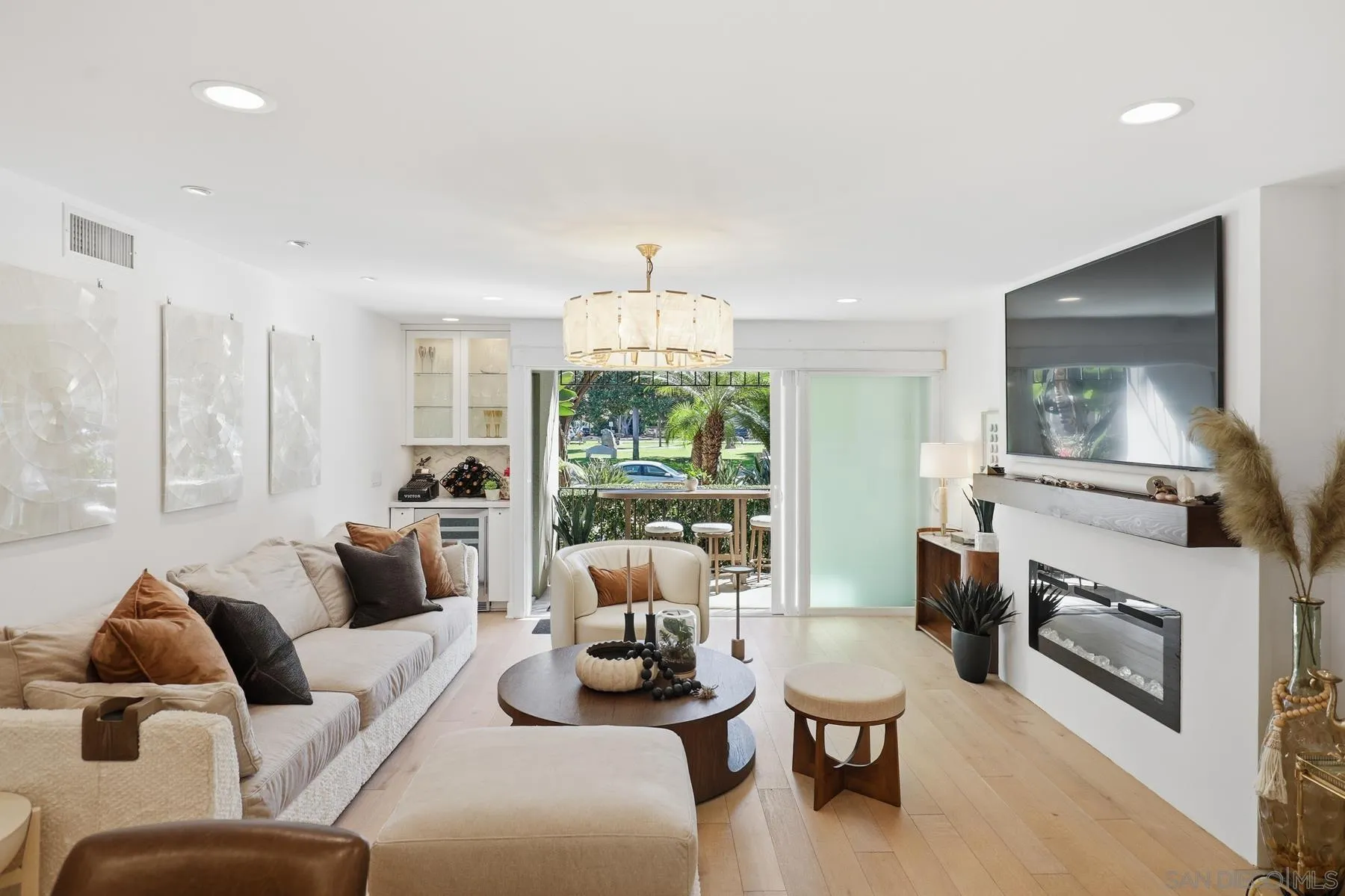 Photo #3: 260004349 Listing: Photo #3