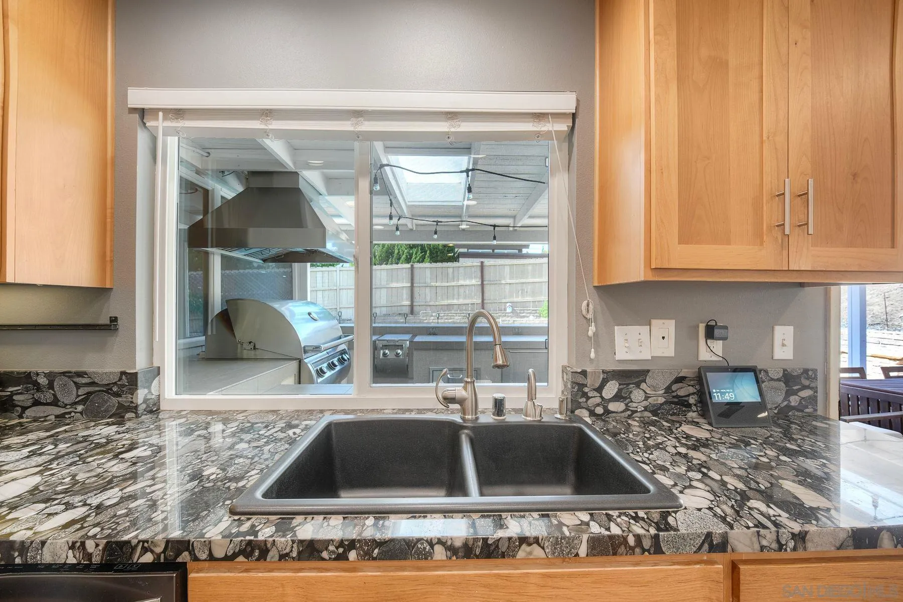 https://cdn.realtyfeed.com/cdn/127/260004351/226130995e712020c43140096935f6d2.webp