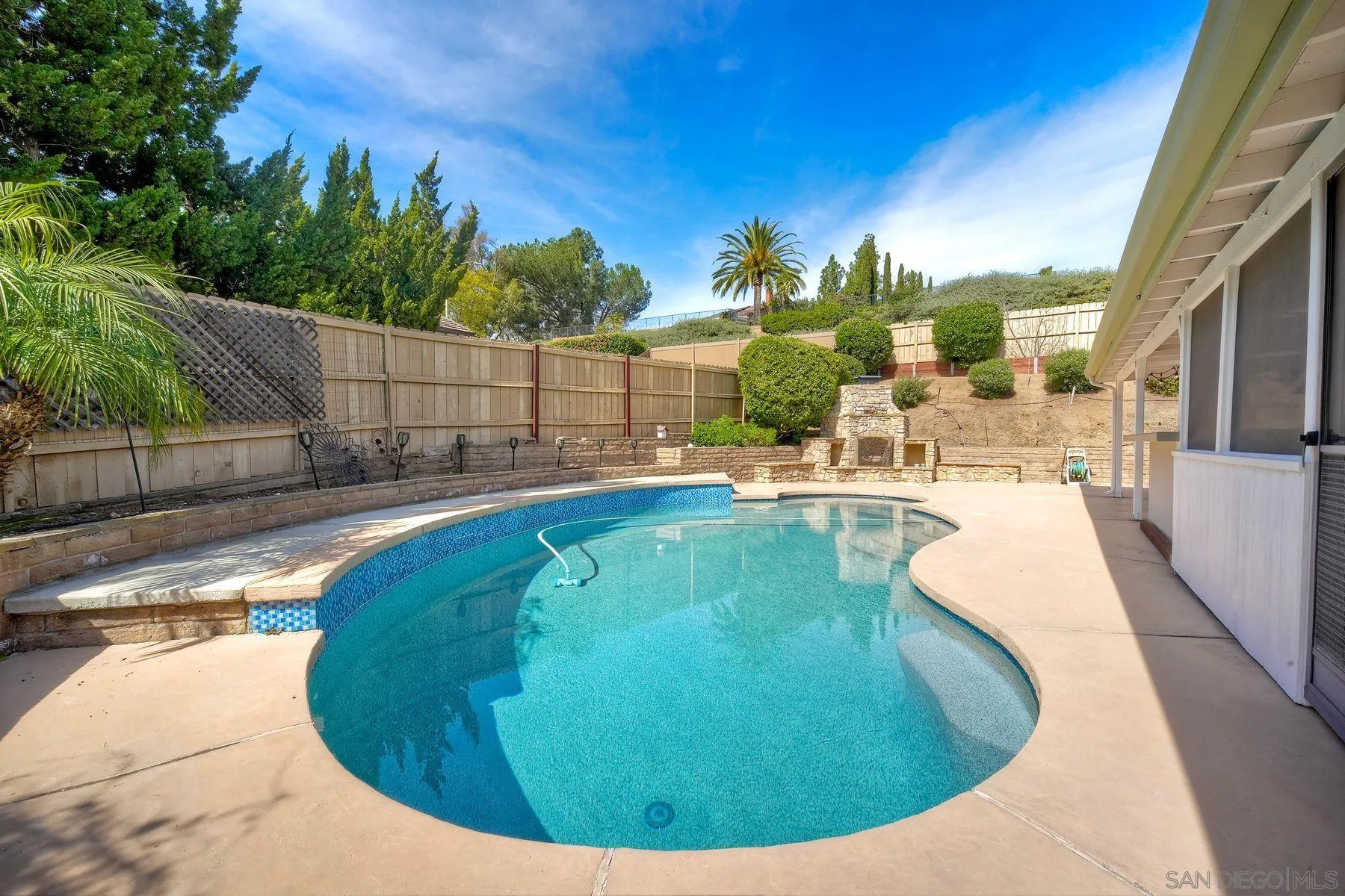 https://cdn.realtyfeed.com/cdn/127/260004351/4201900ead23ea5189c0a18ee6272df9.webp