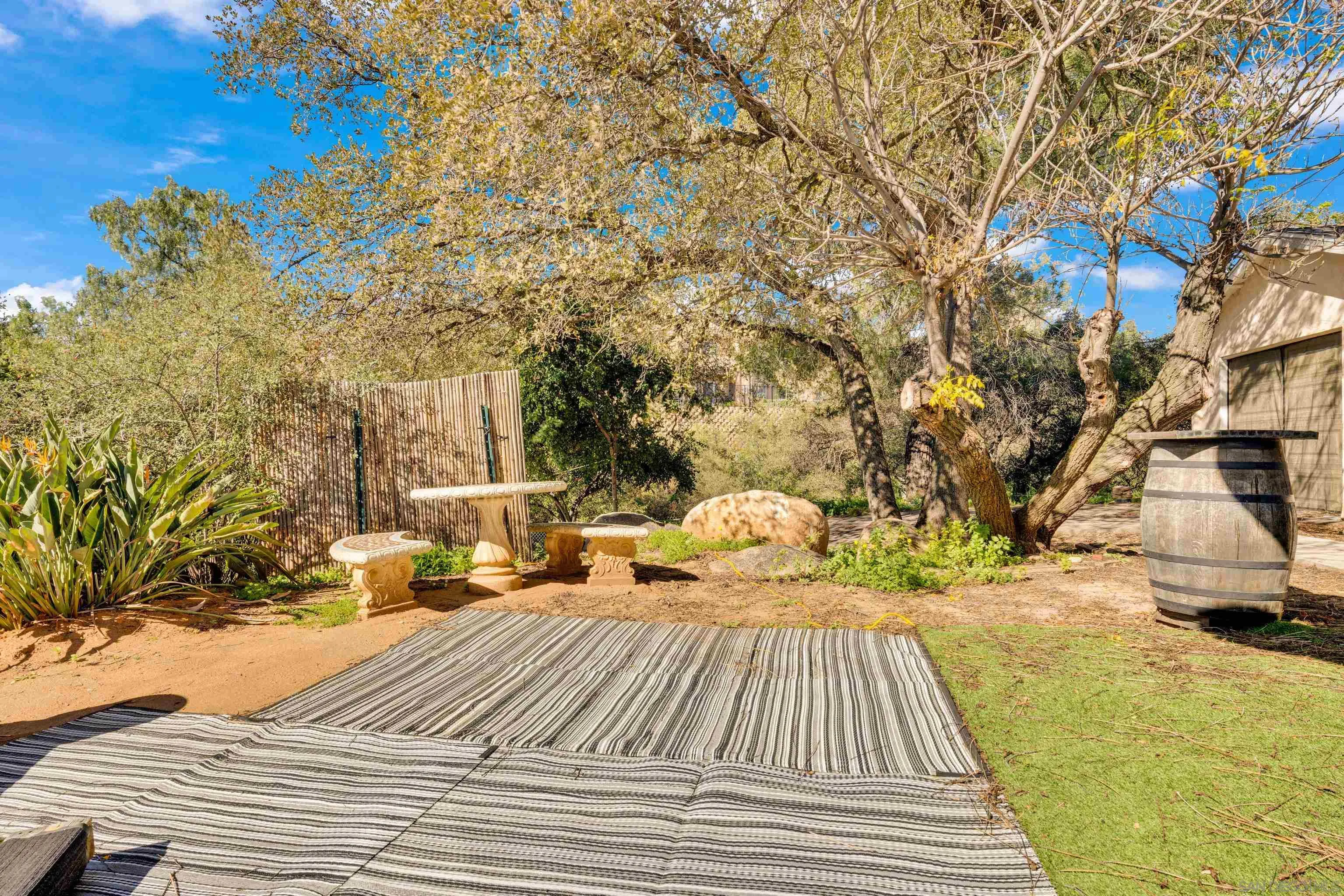 https://cdn.realtyfeed.com/cdn/127/260004353/1c1057b4d76dc7a556e3aacba19ada8f.webp