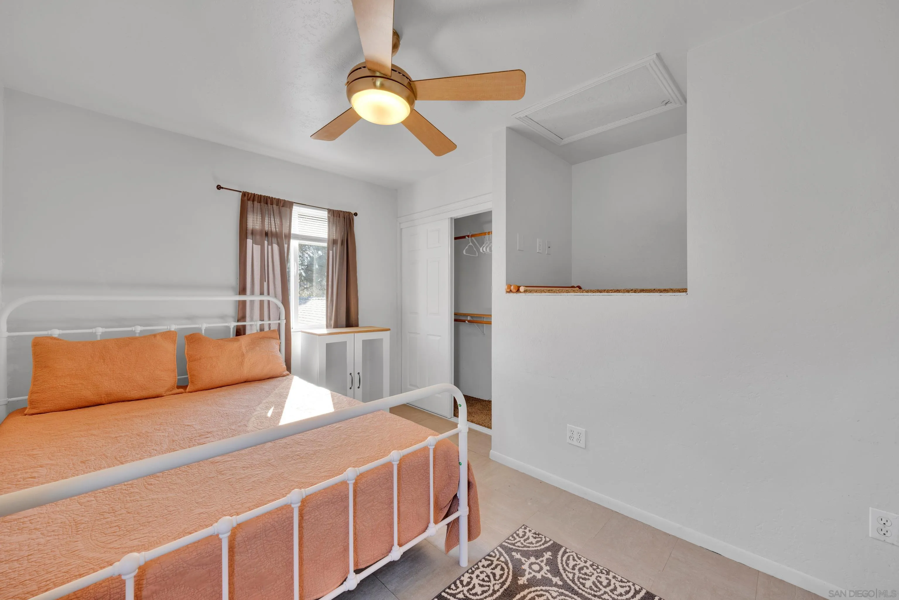 https://cdn.realtyfeed.com/cdn/127/260004353/6e2a2cfc5a2398cc03a49e298d17fe21.webp