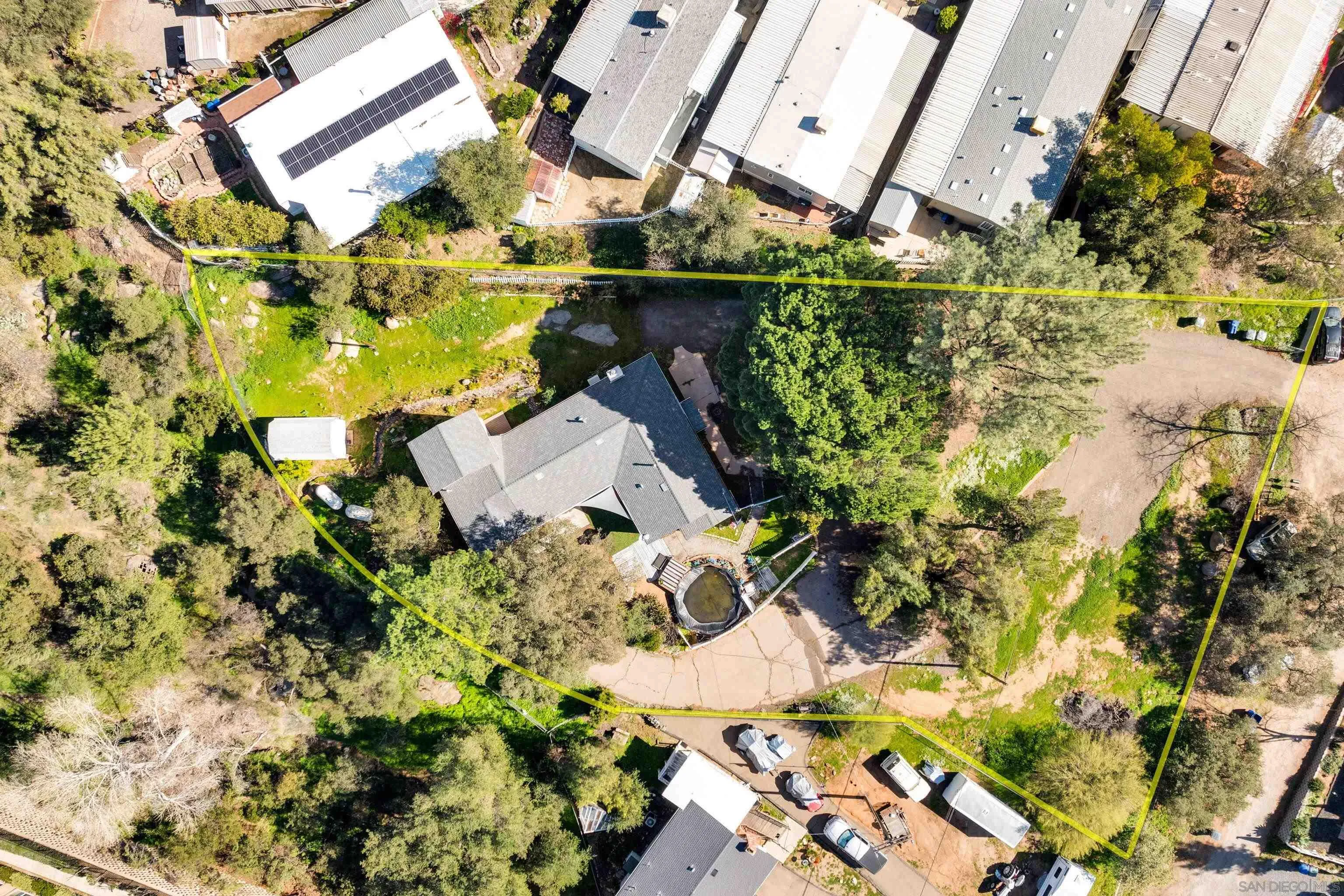 https://cdn.realtyfeed.com/cdn/127/260004353/d45c760a5b8ae383745cf9c847b9ff3f.webp