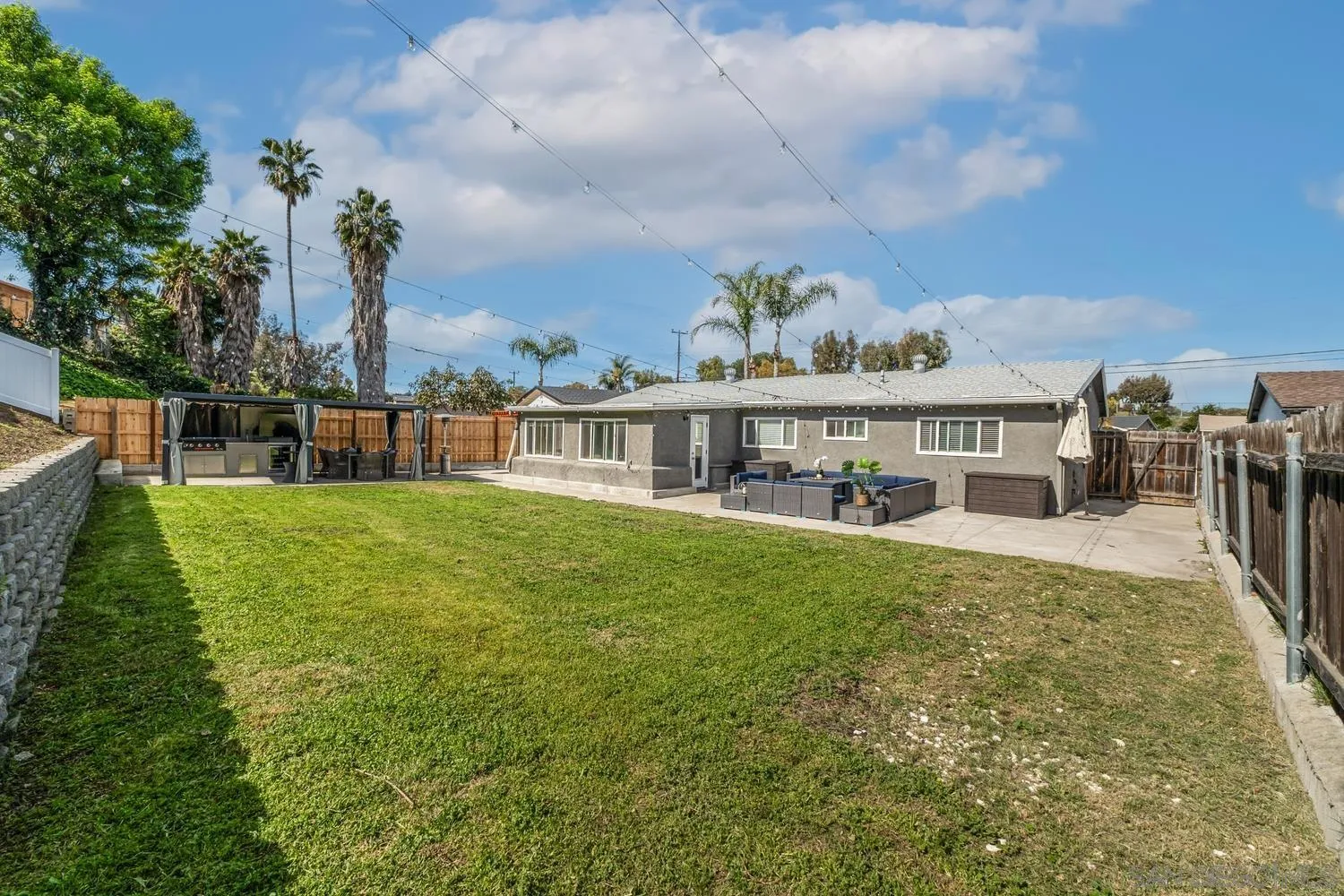 https://cdn.realtyfeed.com/cdn/127/260004356/2939797359269424f3a84f751a702c6e.webp
