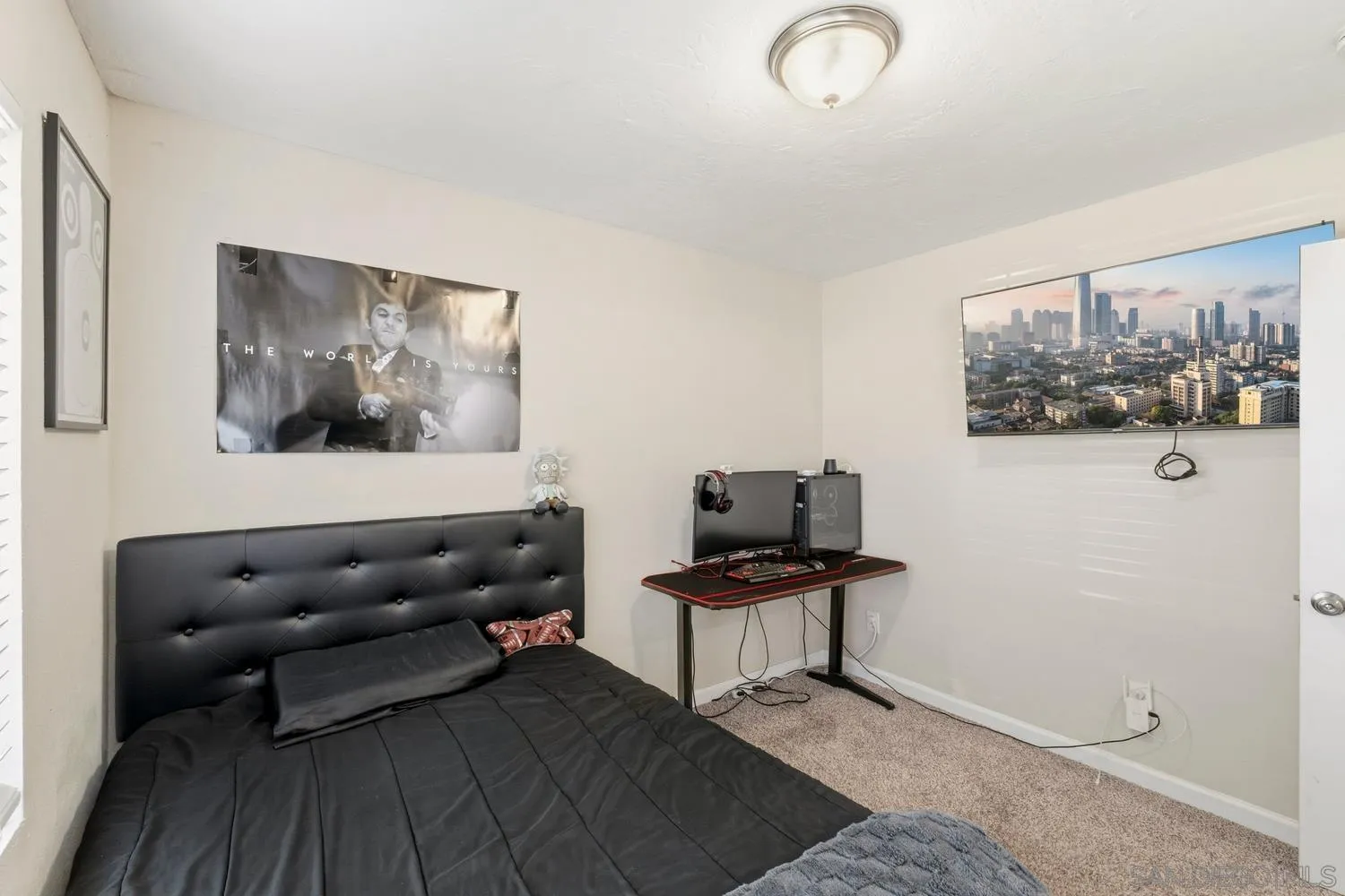 https://cdn.realtyfeed.com/cdn/127/260004356/47d1df24cedc6860de310719fd19248c.webp