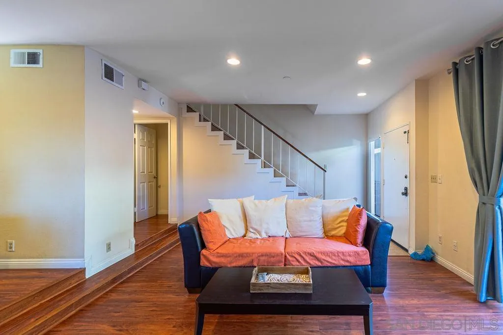 326 N Curtis Avenue Unit F, Alhambra, CA 91801 - Photo 5 of 23, Alhambra, CA