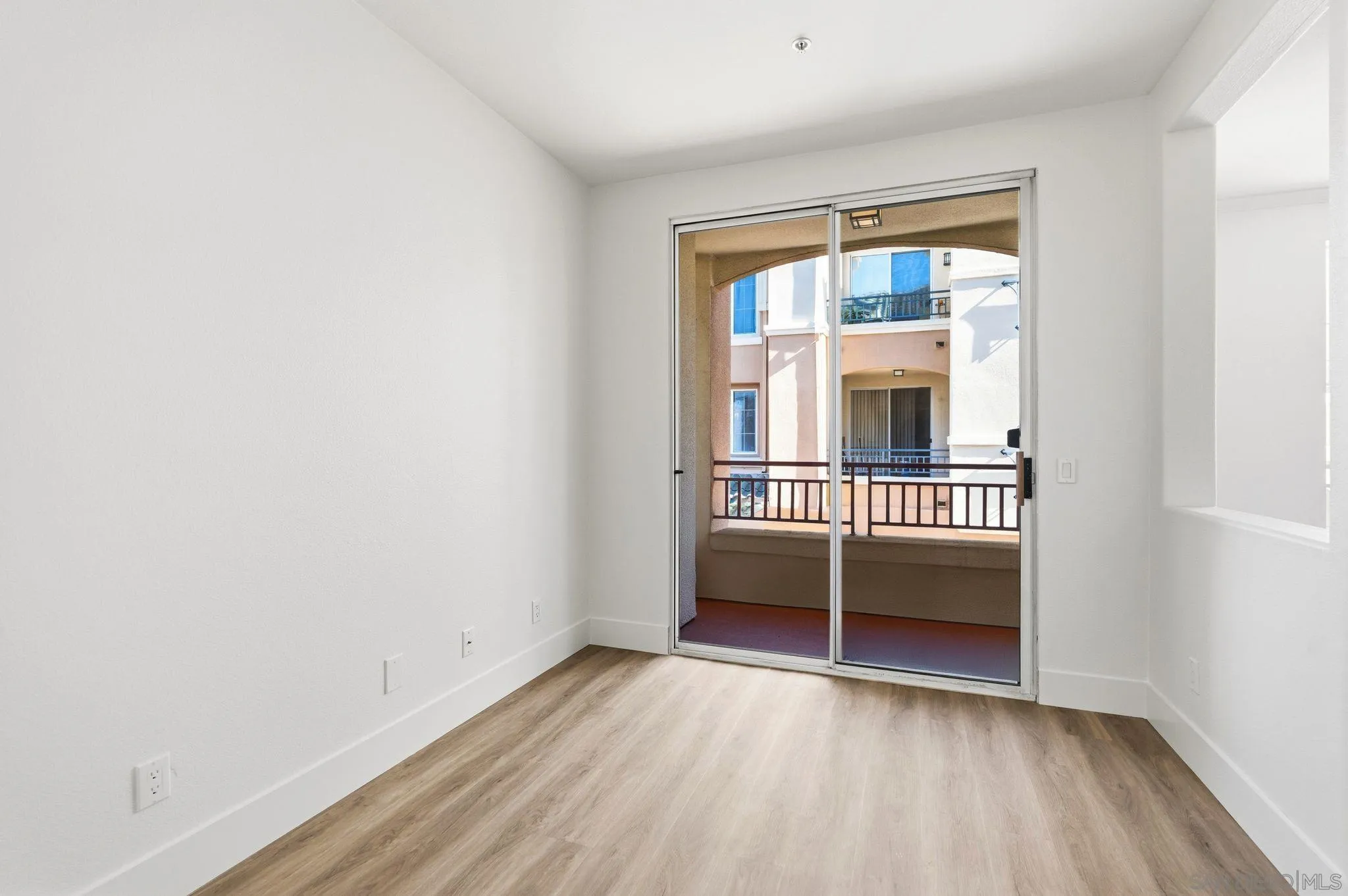 Photo #13: 260004359 Listing: Photo #13
