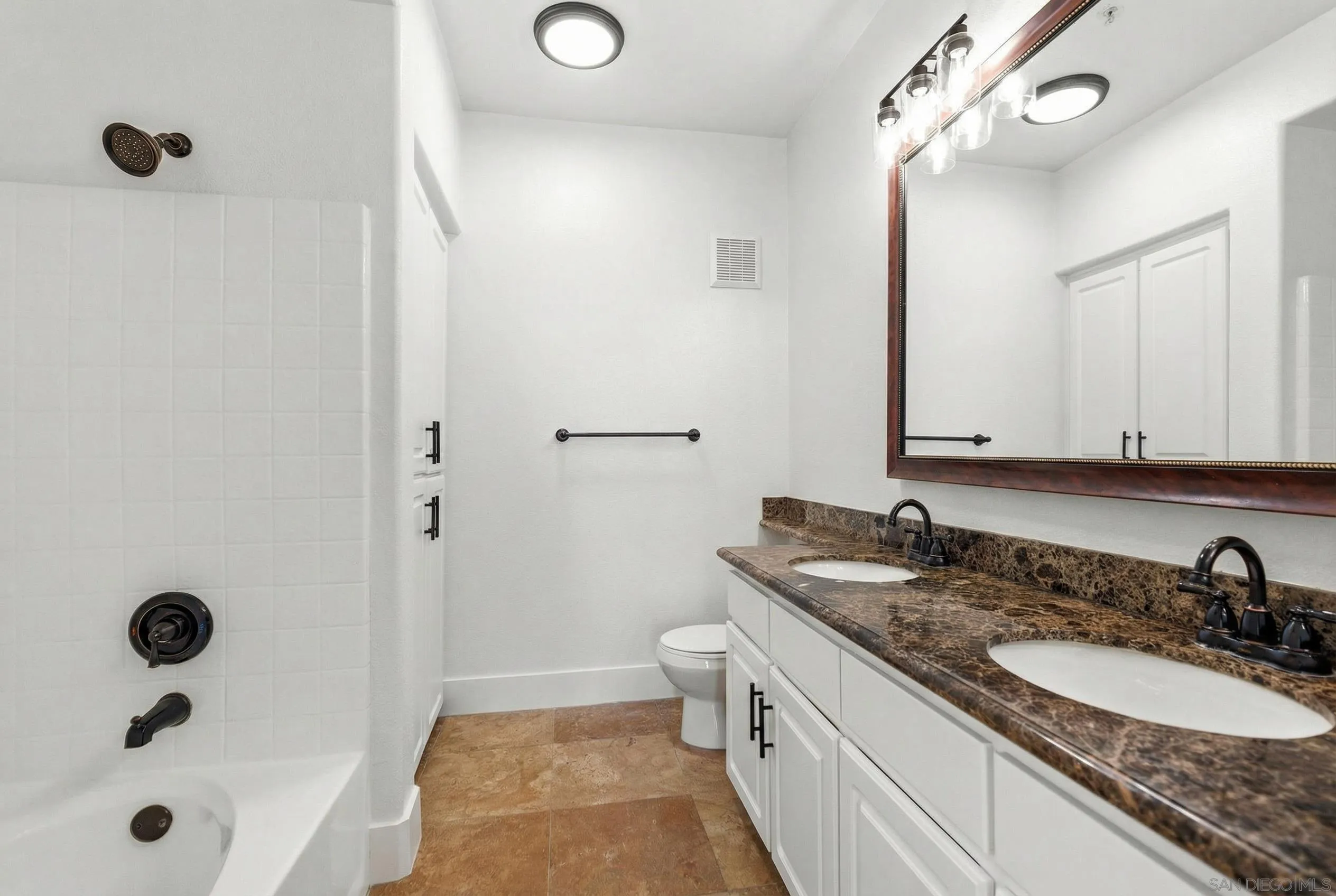 Photo #8: 260004359 Listing: Photo #8