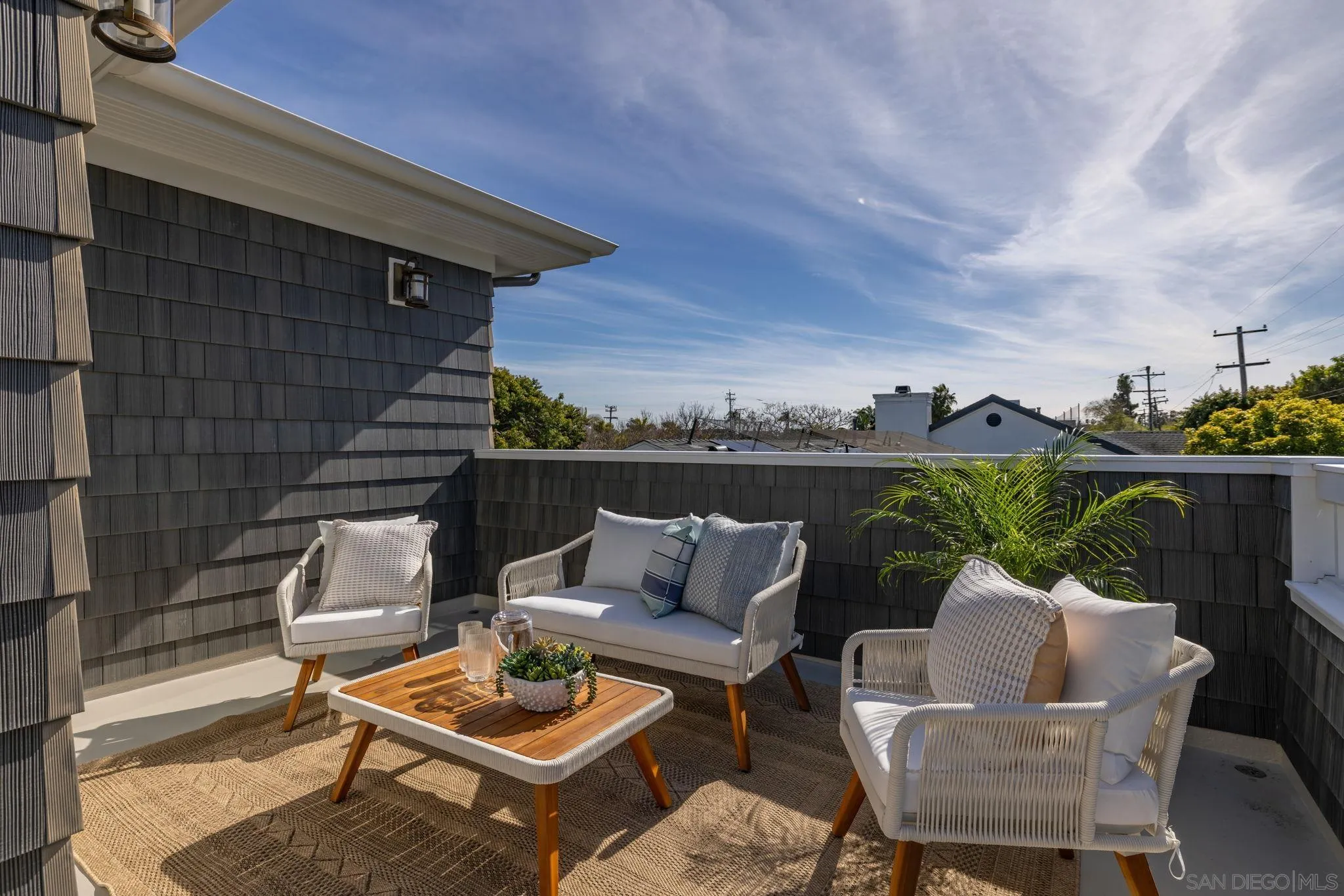 https://cdn.realtyfeed.com/cdn/127/260004372/a12d4d1b6670de27d4a48687e03ba61d.webp