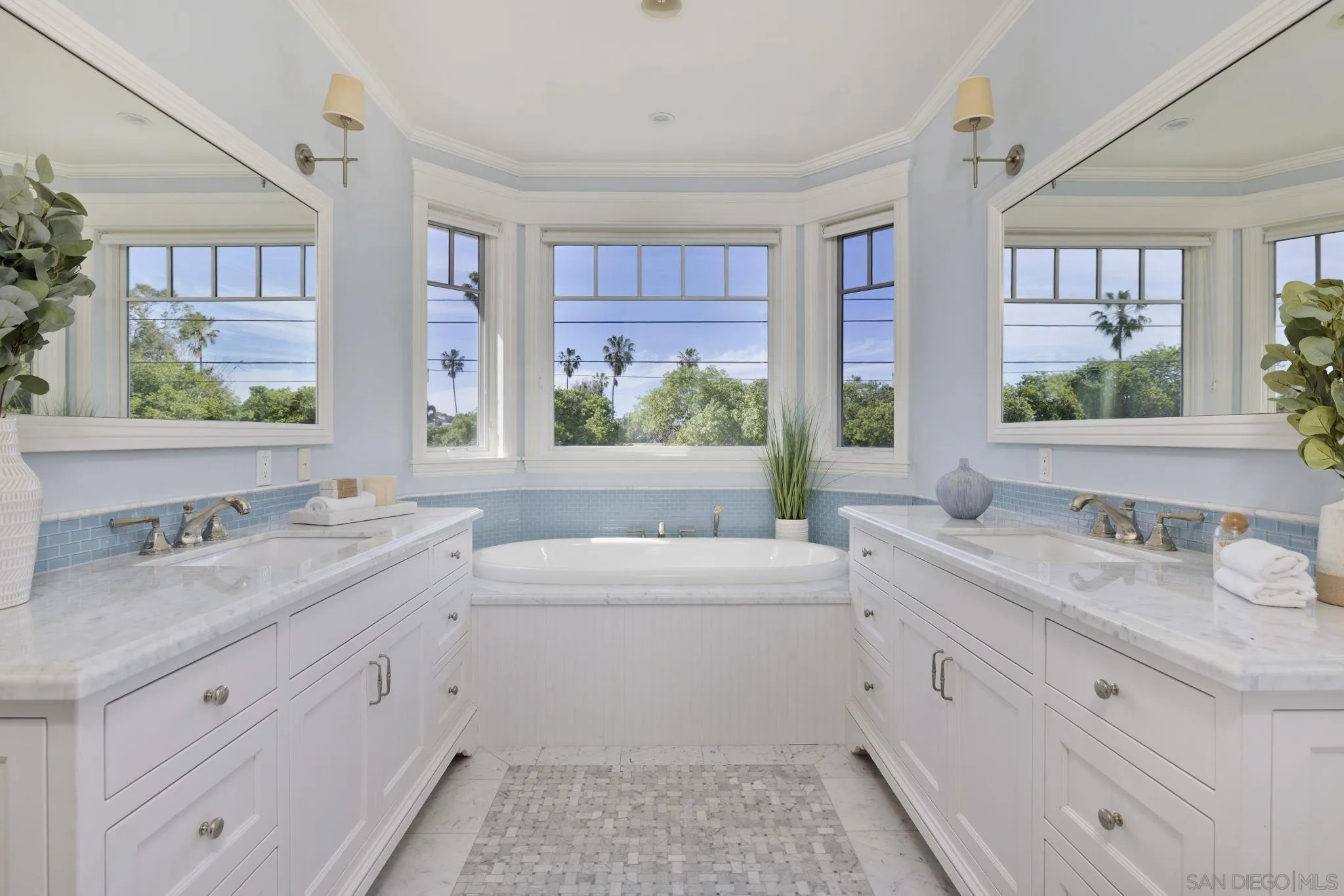 https://cdn.realtyfeed.com/cdn/127/260004372/d190df499e424687c0523a4441b771ae.webp