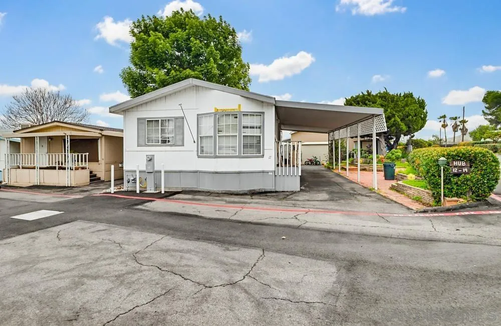 https://cdn.realtyfeed.com/cdn/127/260004375/e8ac0b0d24b4ed9657812aba2f694350.webp
