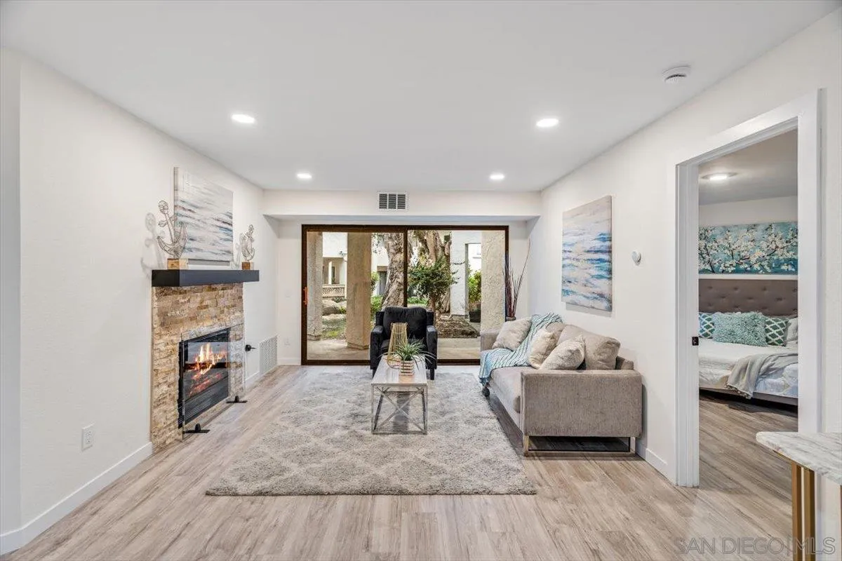 Photo #3: 260004376 Listing: Photo #3