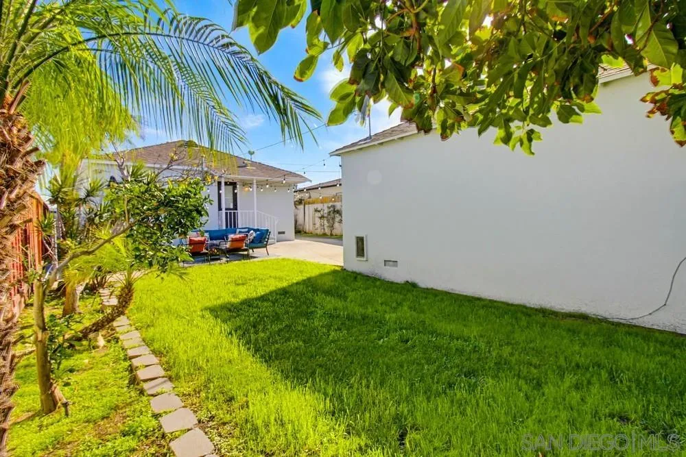 https://cdn.realtyfeed.com/cdn/127/260004377/4da246b34e1db093add340a814c936ee.webp