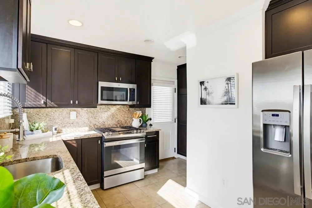 https://cdn.realtyfeed.com/cdn/127/260004377/cfbb171641e4636d5a584d0a1172a38b.webp
